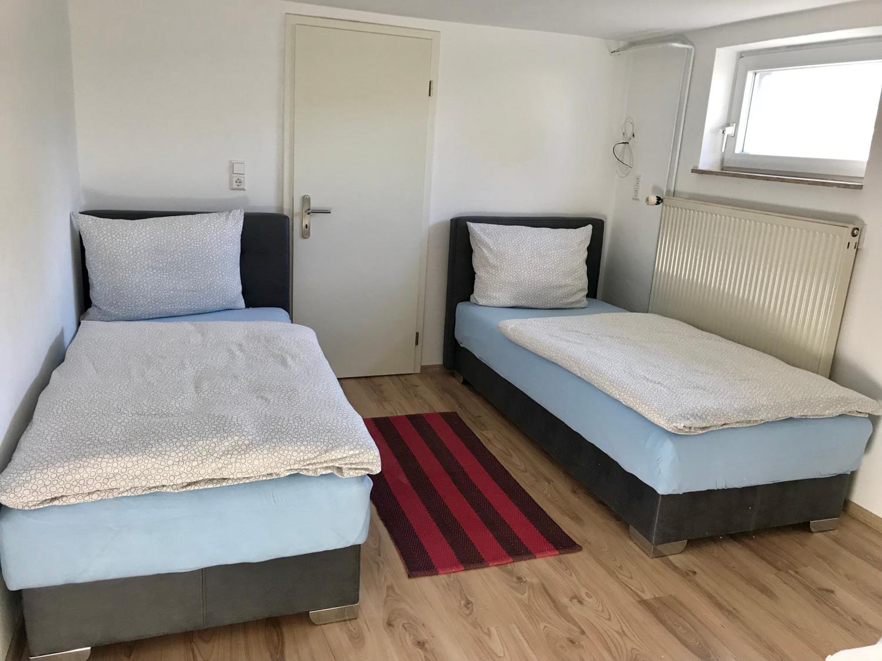 Twin Room with Private External Bathroom photo 1