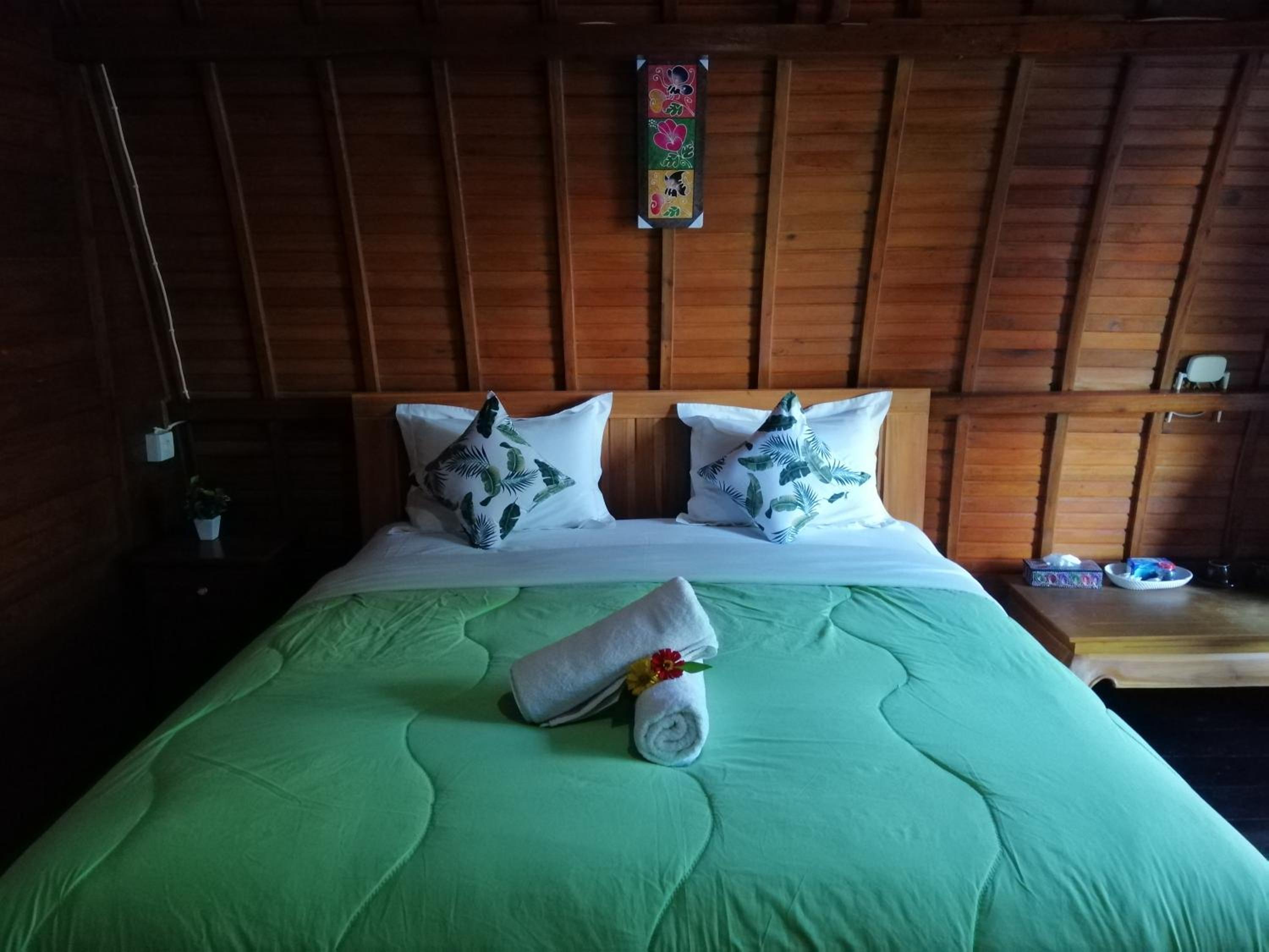 Double Room with Garden View - Photo 16