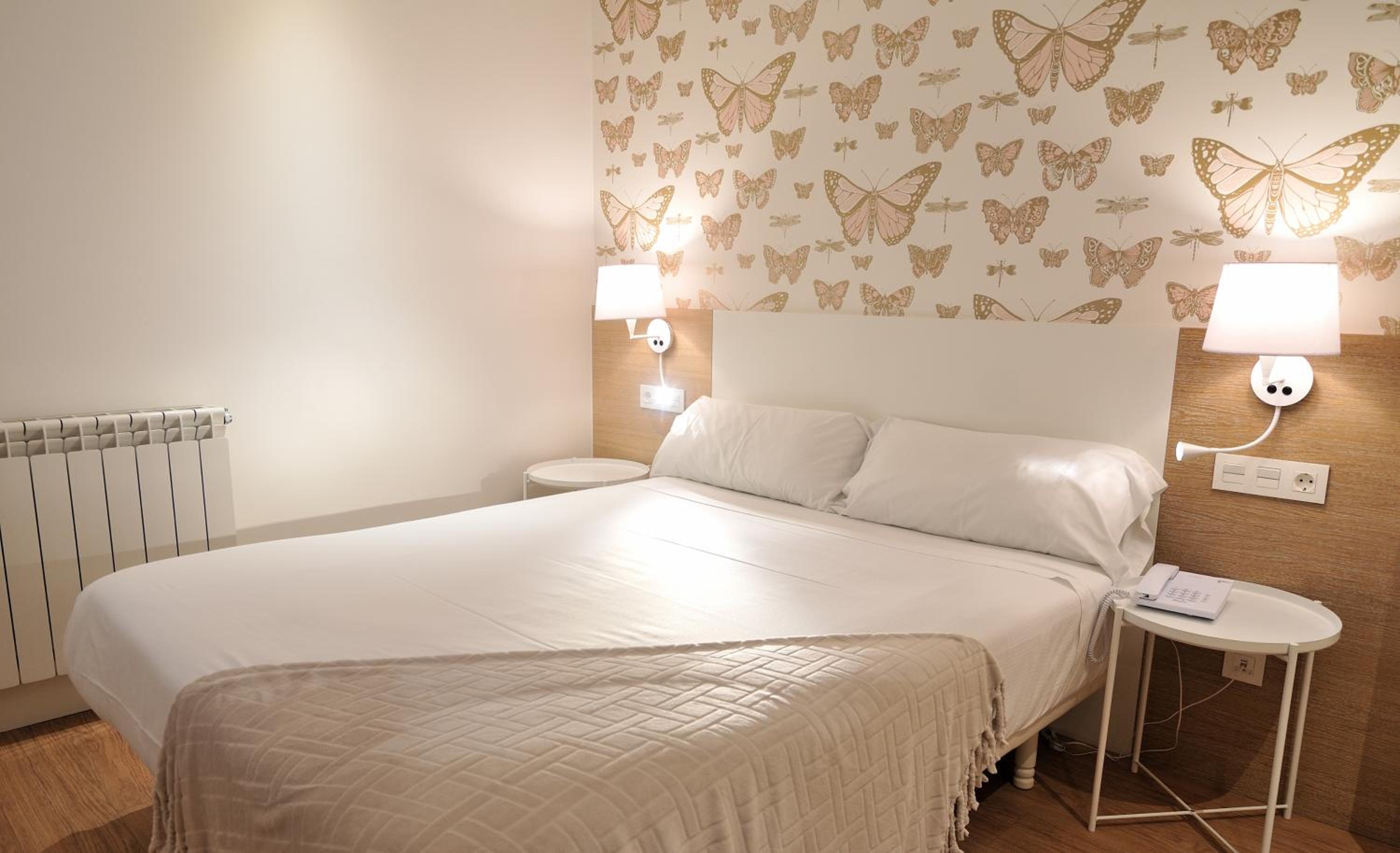 Budget Double Room photo 2