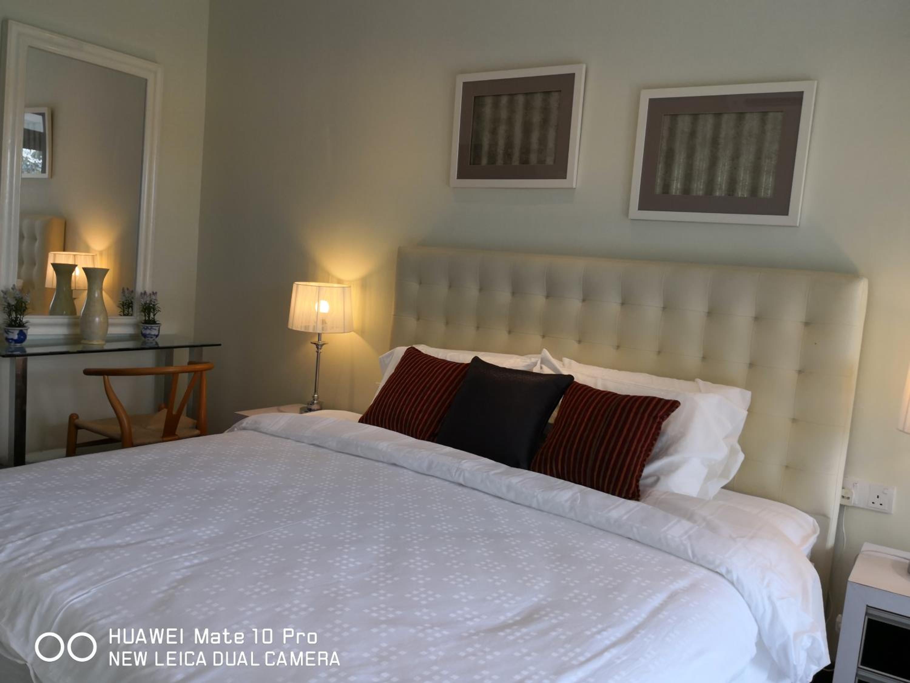 King Room with Mountain View photo 3