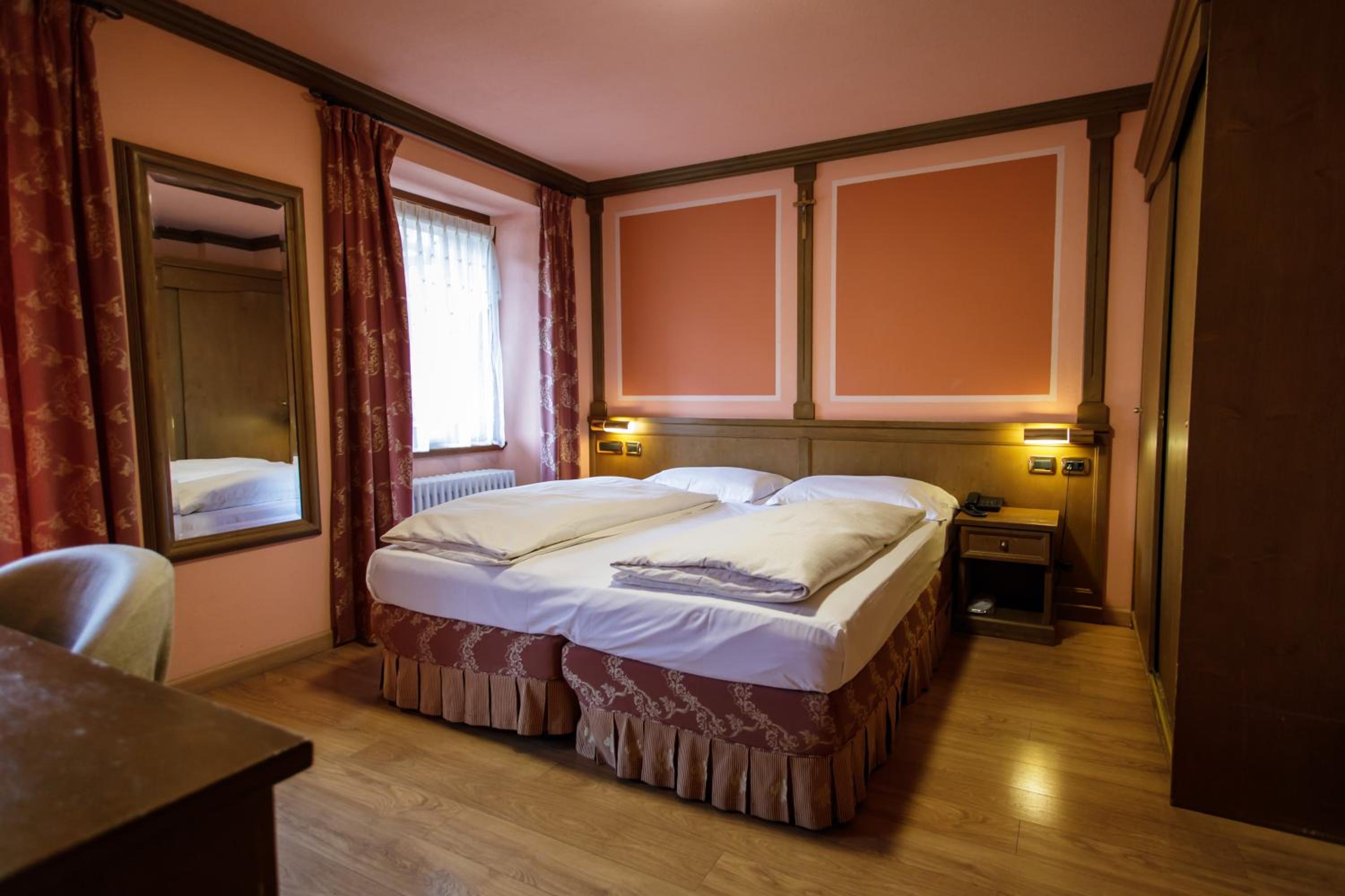 Standard Double or Twin Room with Balcony
