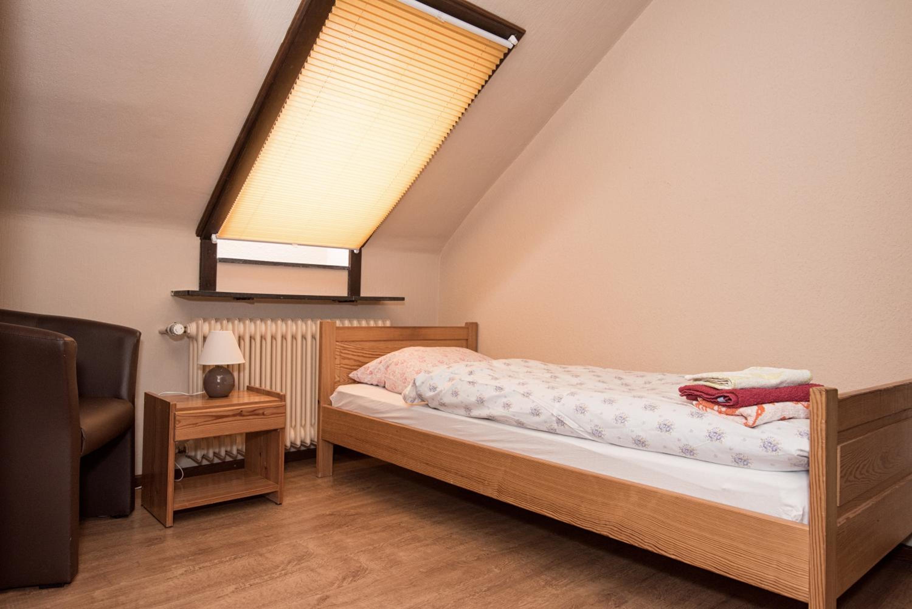 Standard Single Room with Shared Bathroom