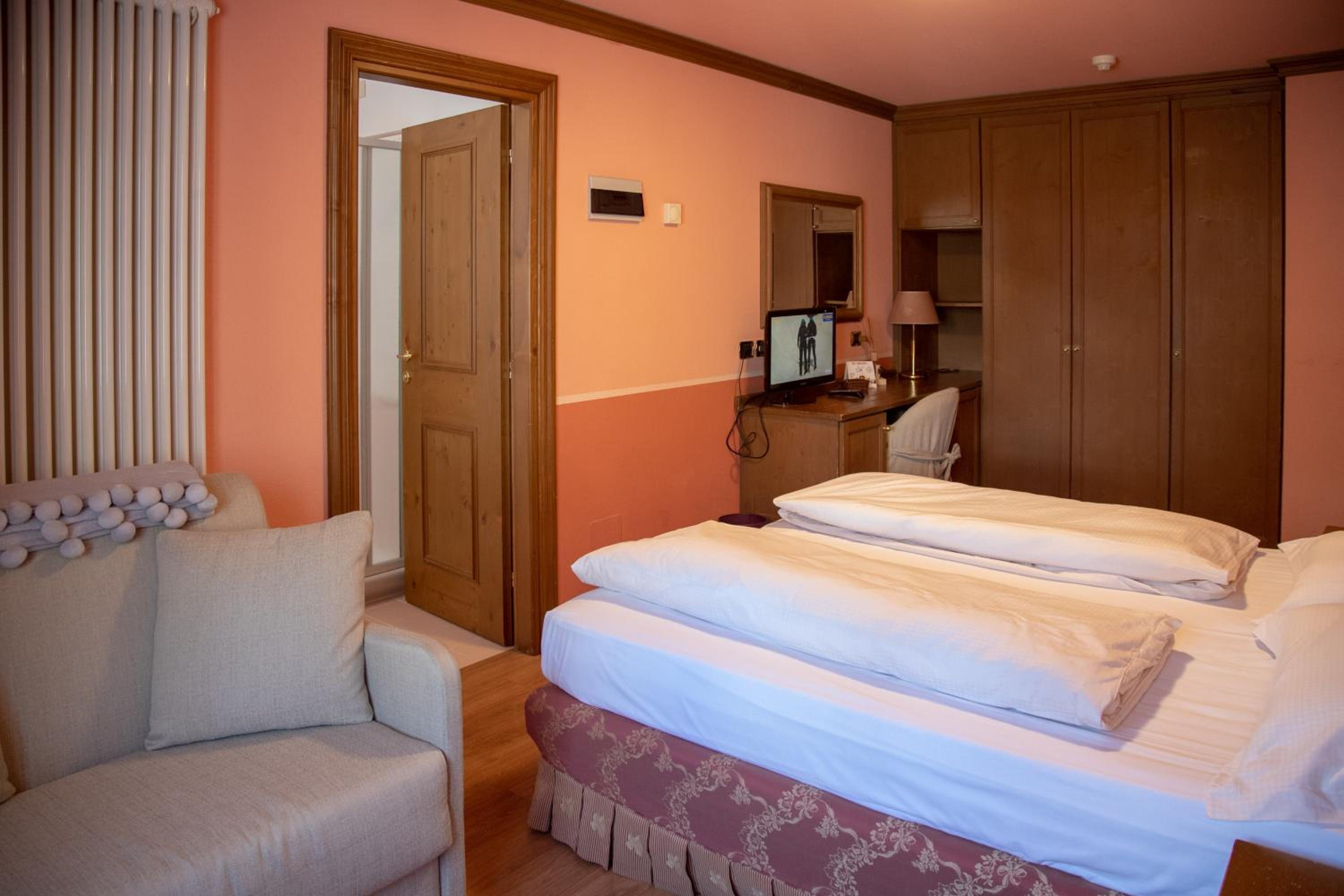 Double or Twin Room photo 1