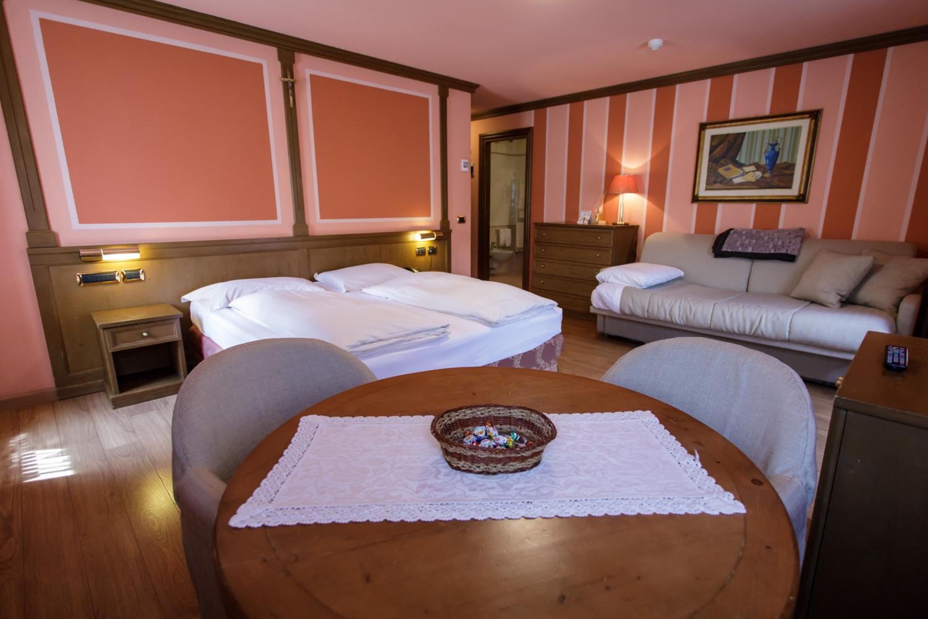 Superior Double or Twin Room photo 1