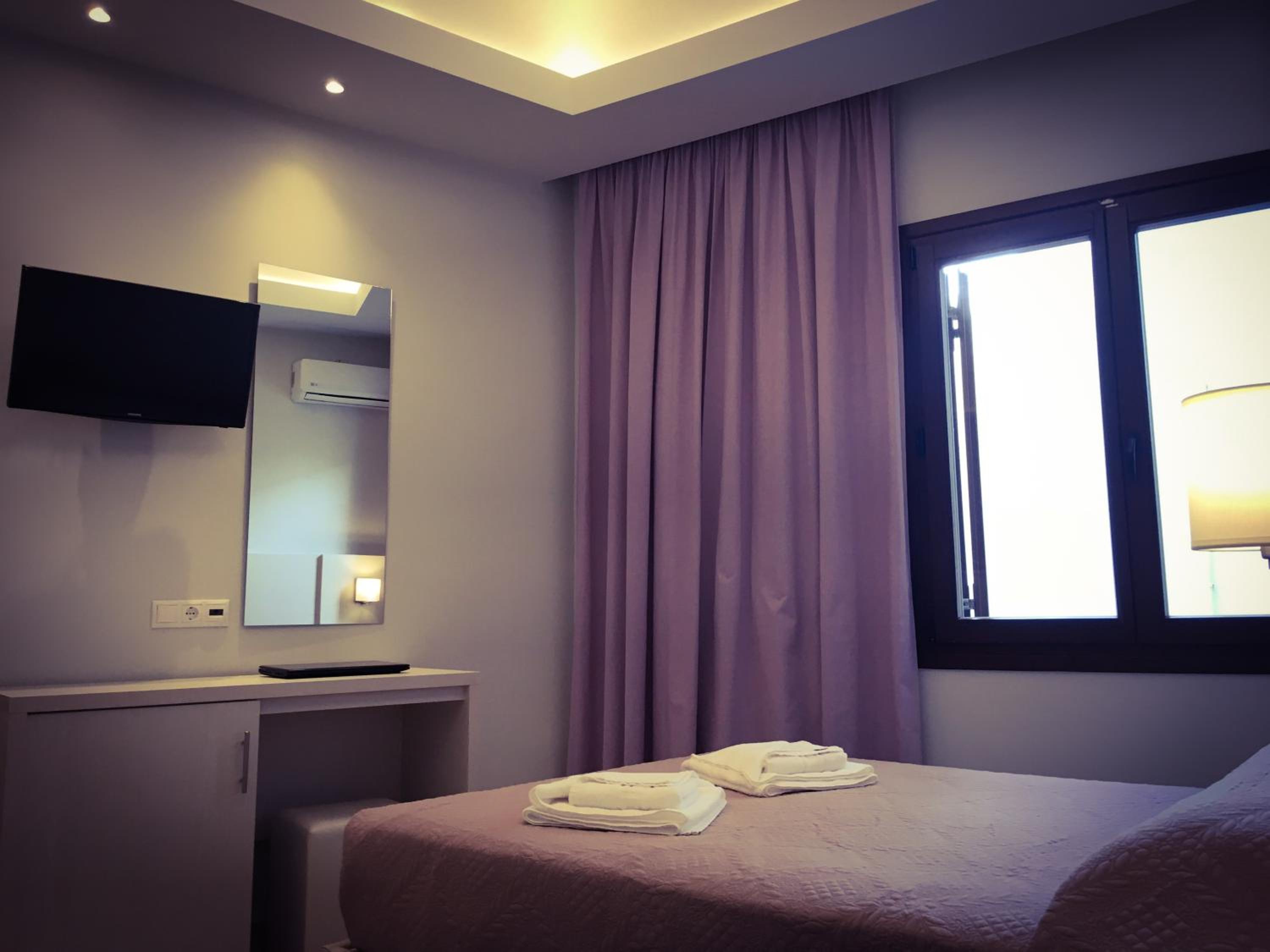 Comfort Triple Room No Balcony photo 2