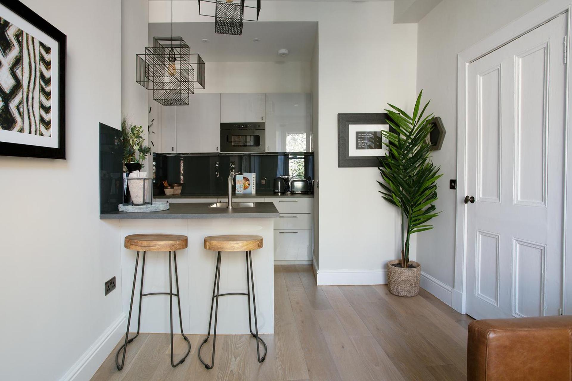 One-Bedroom Apartment - Photo 19