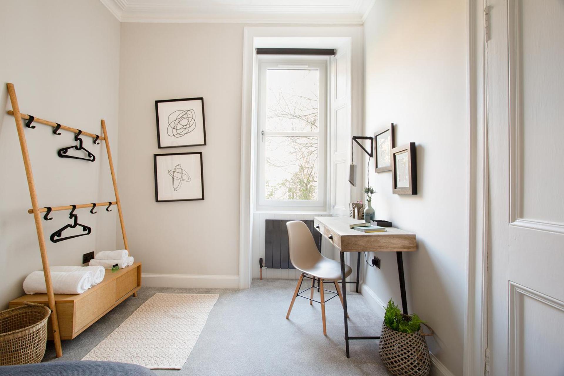 One-Bedroom Apartment - Photo 17