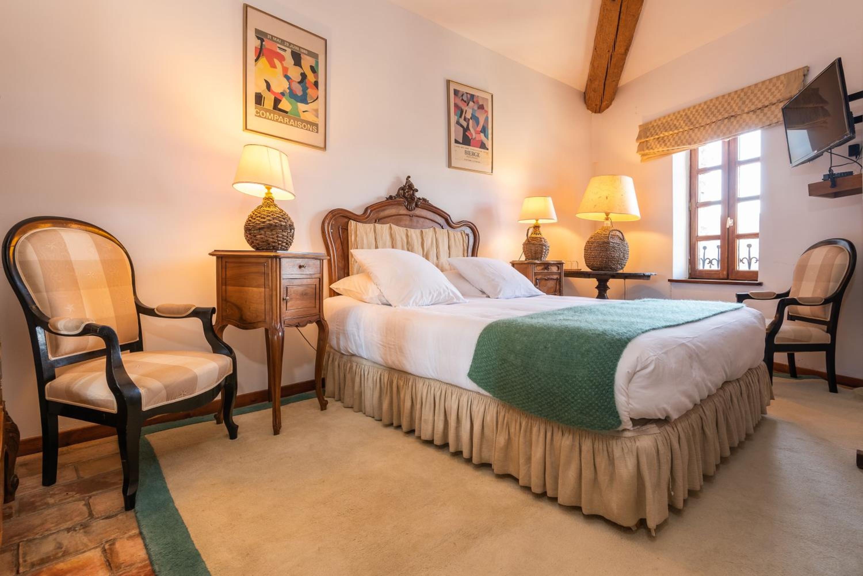 King Room with Mountain View