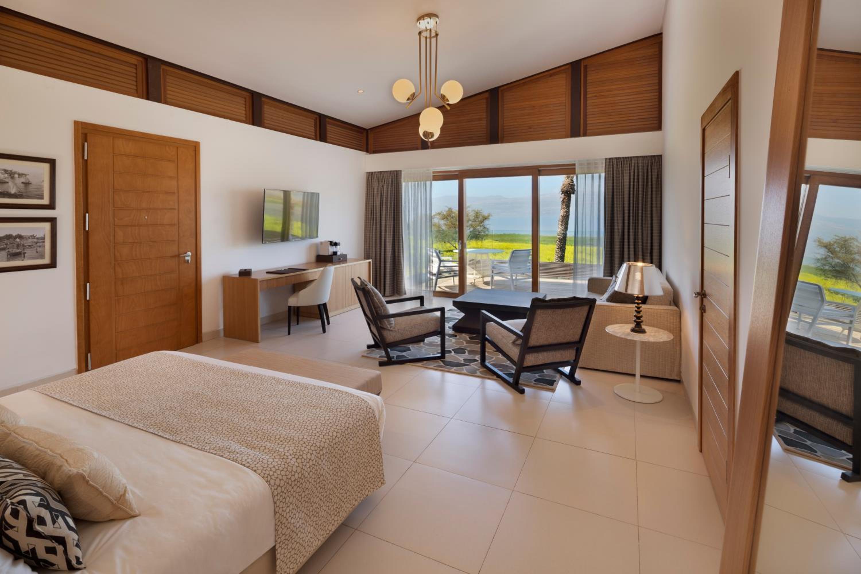 Villa with Jacuzzi