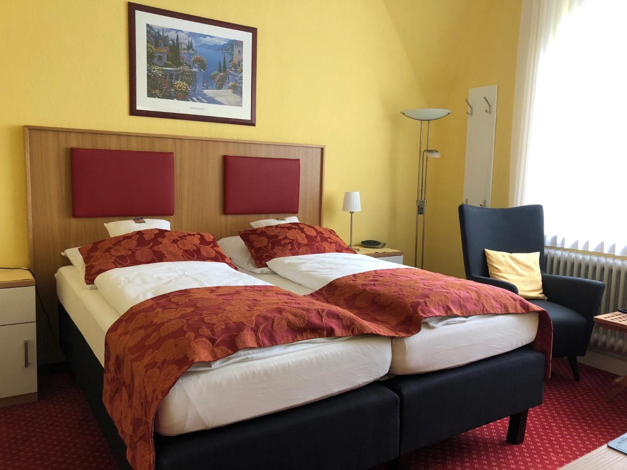Double Room - Photo 2