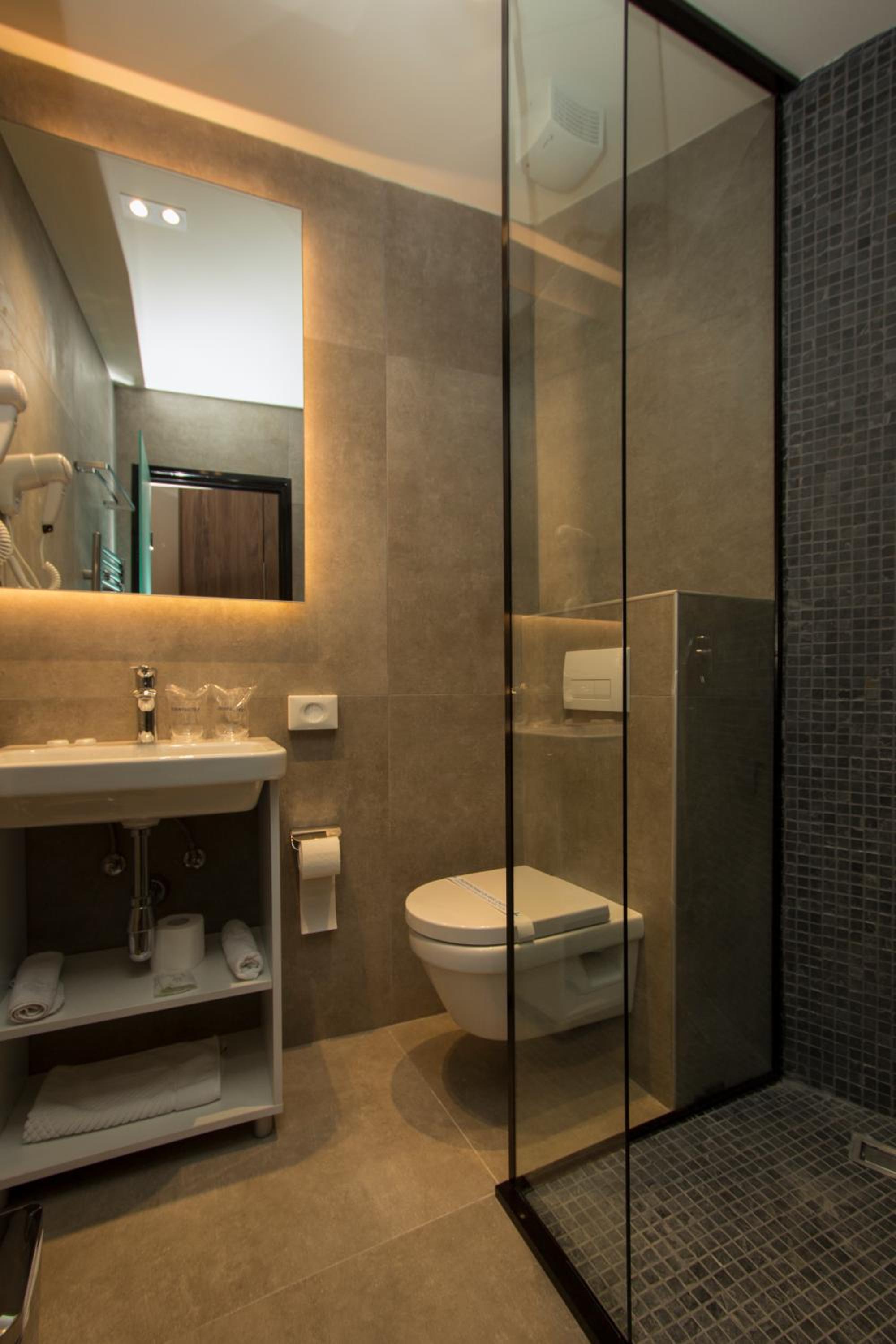 Superior King Room - Photo 4