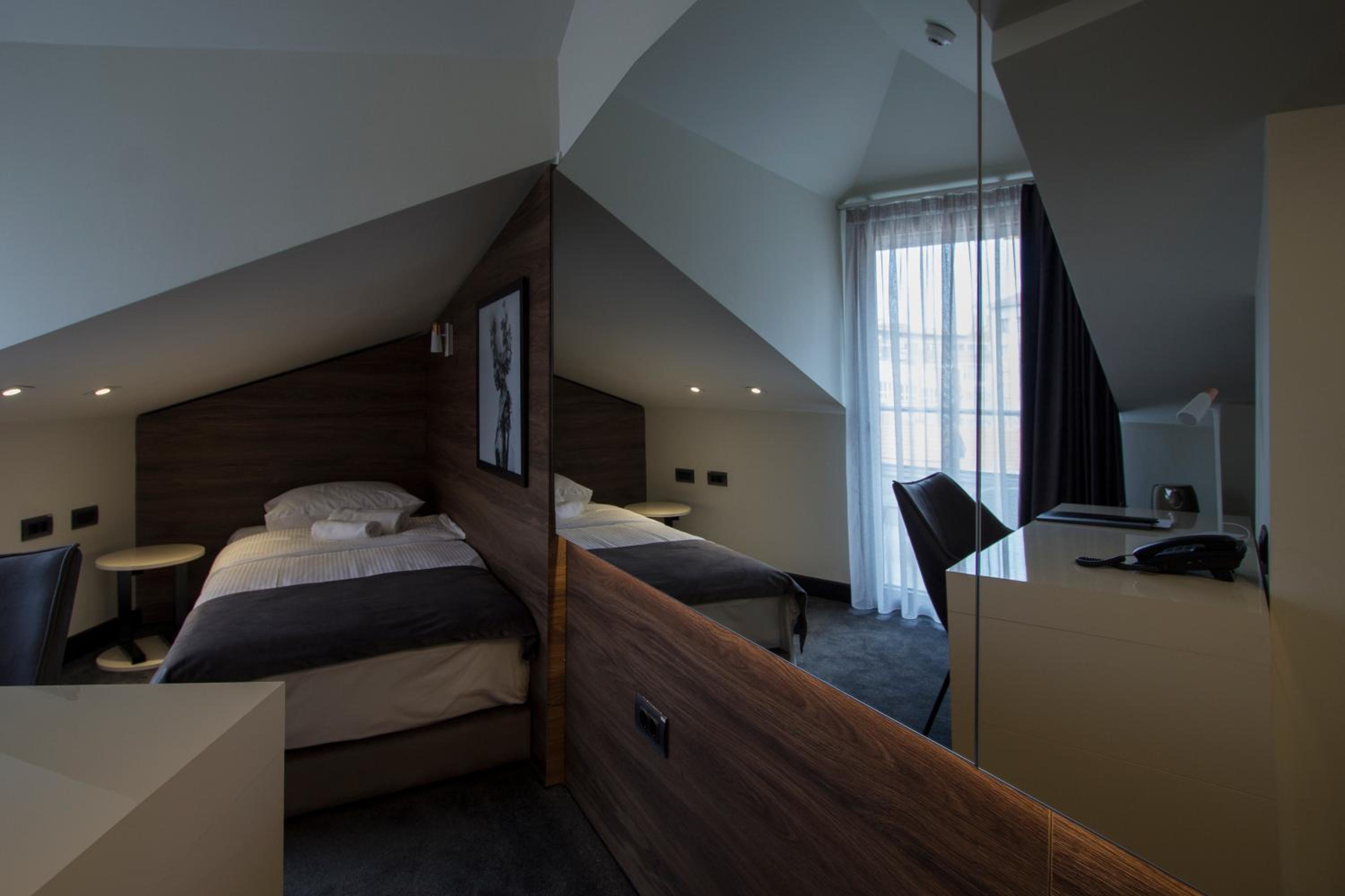 Triple Room with Terrace - Photo 6