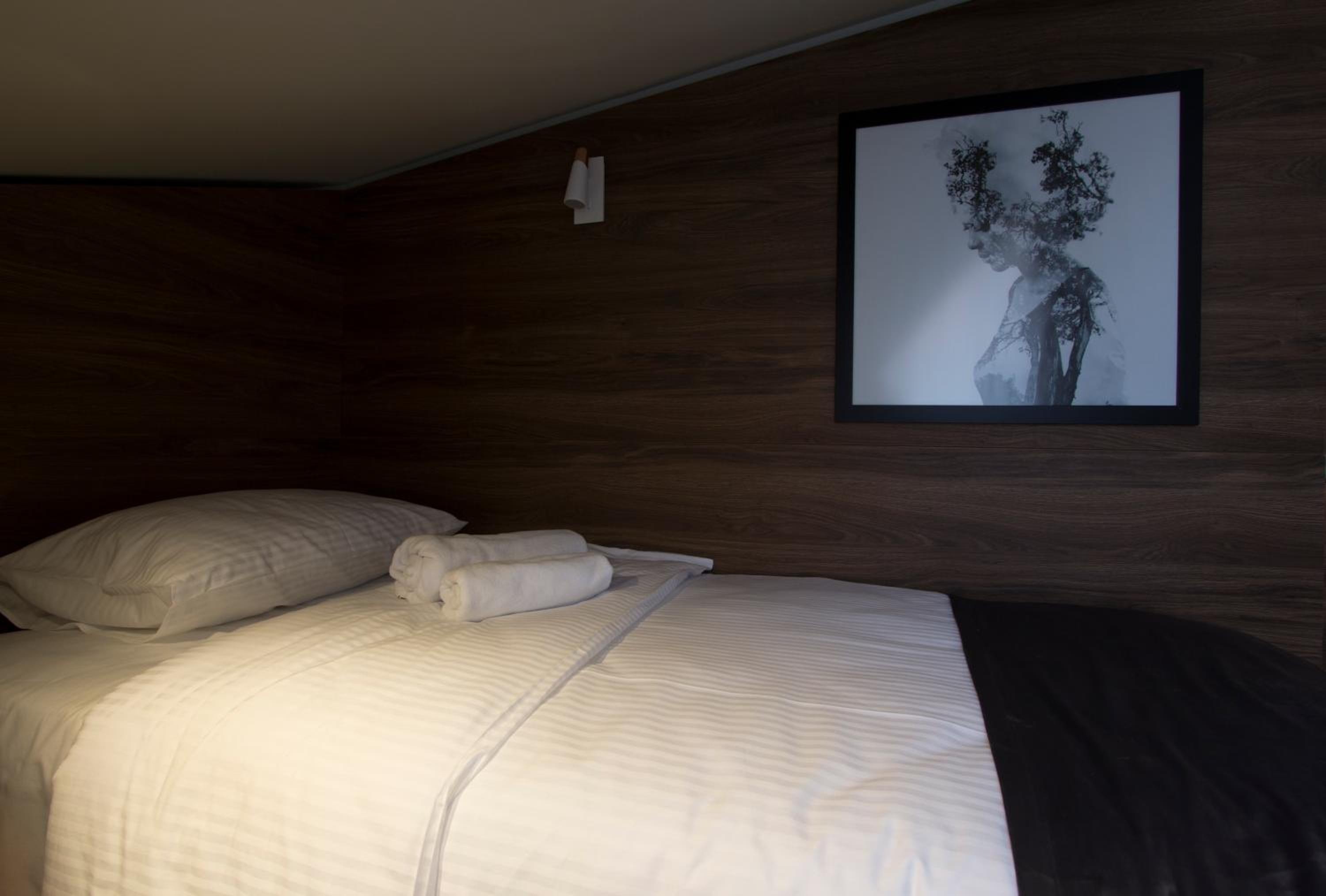 Triple Room with Terrace - Photo 11