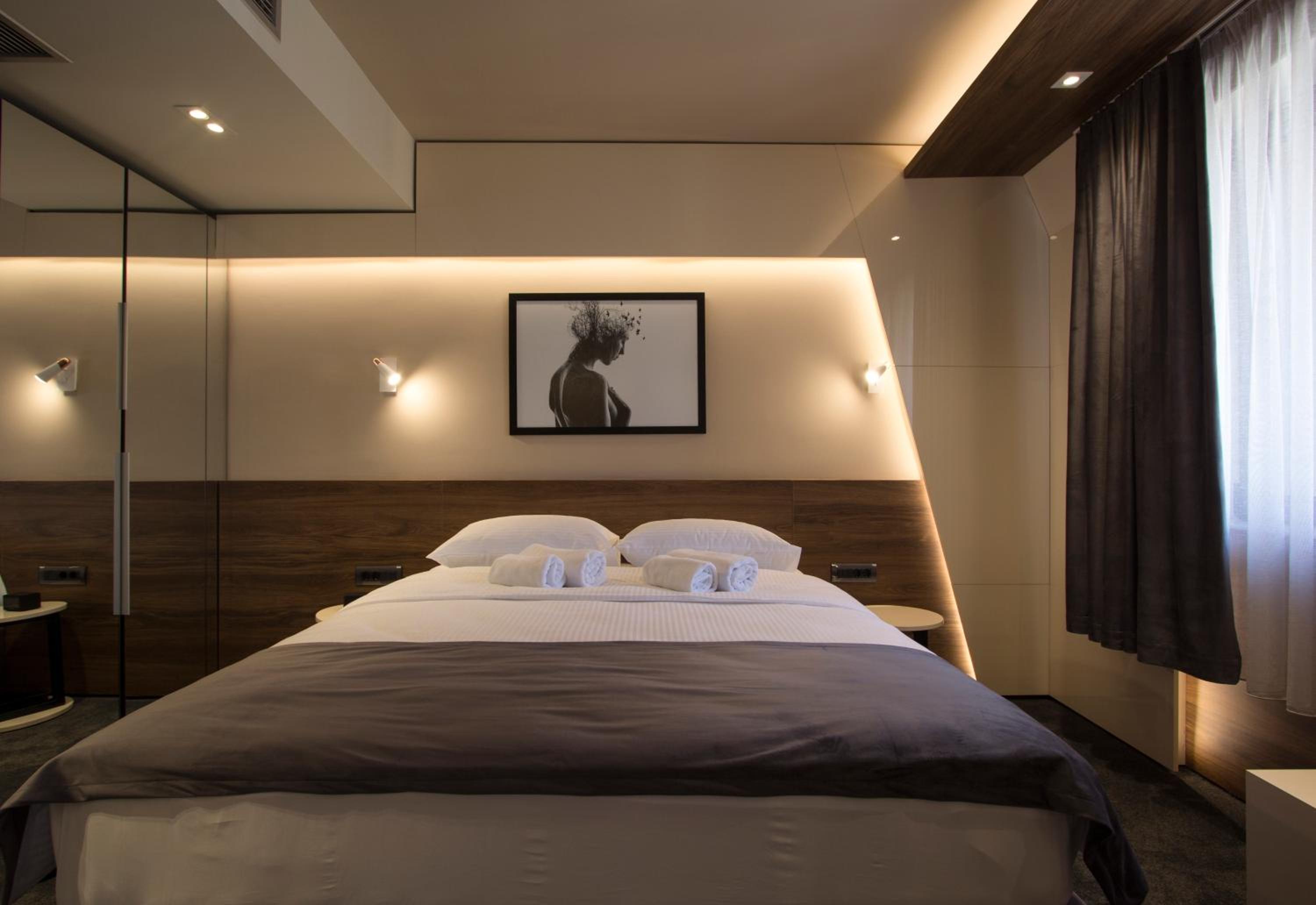 Triple Room with Balcony - Photo 1