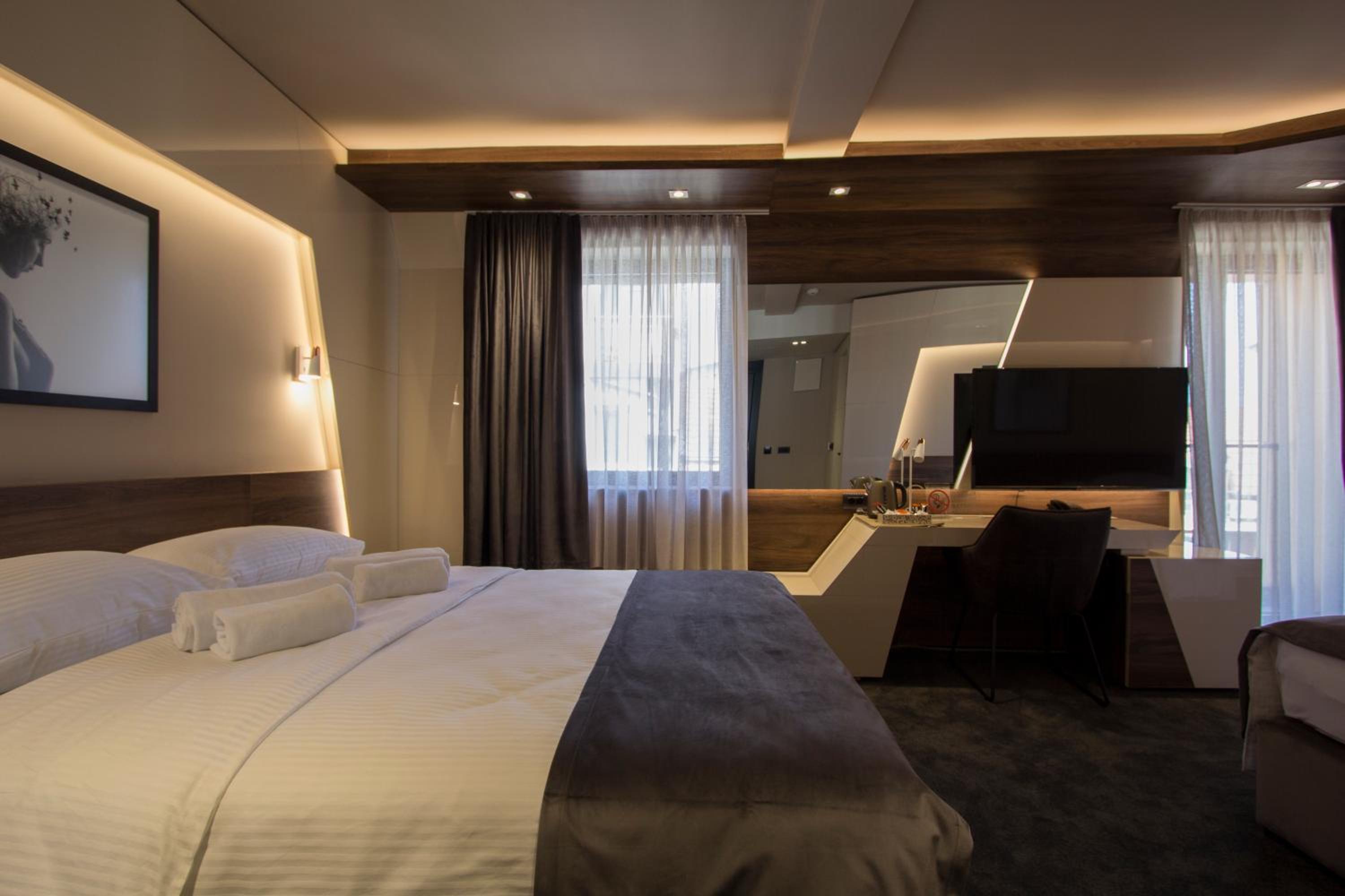 Triple Room with Balcony - Photo 4