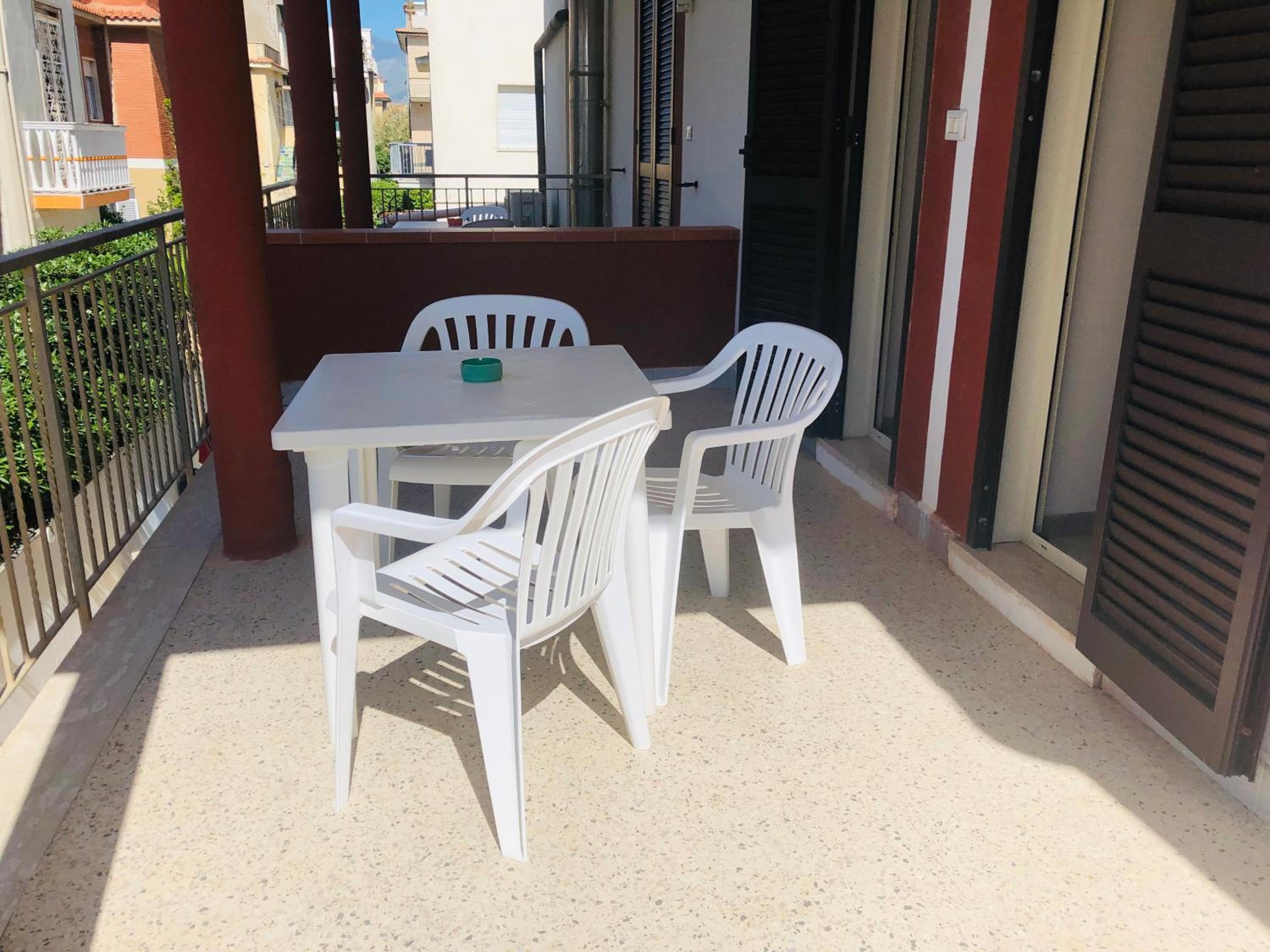 Double Room with Balcony and Sea View photo 3