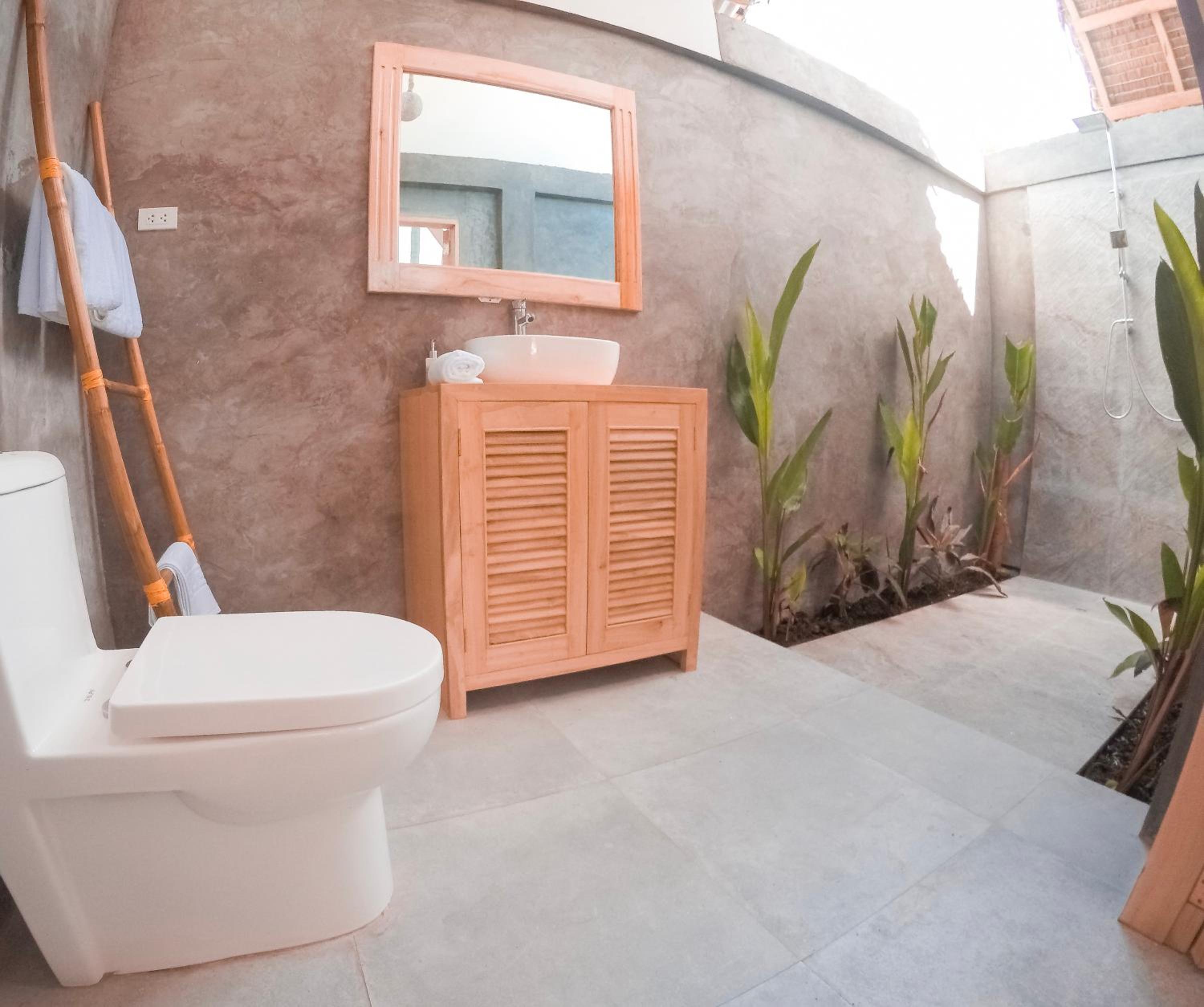 Deluxe Bungalow with Garden View - Photo 26