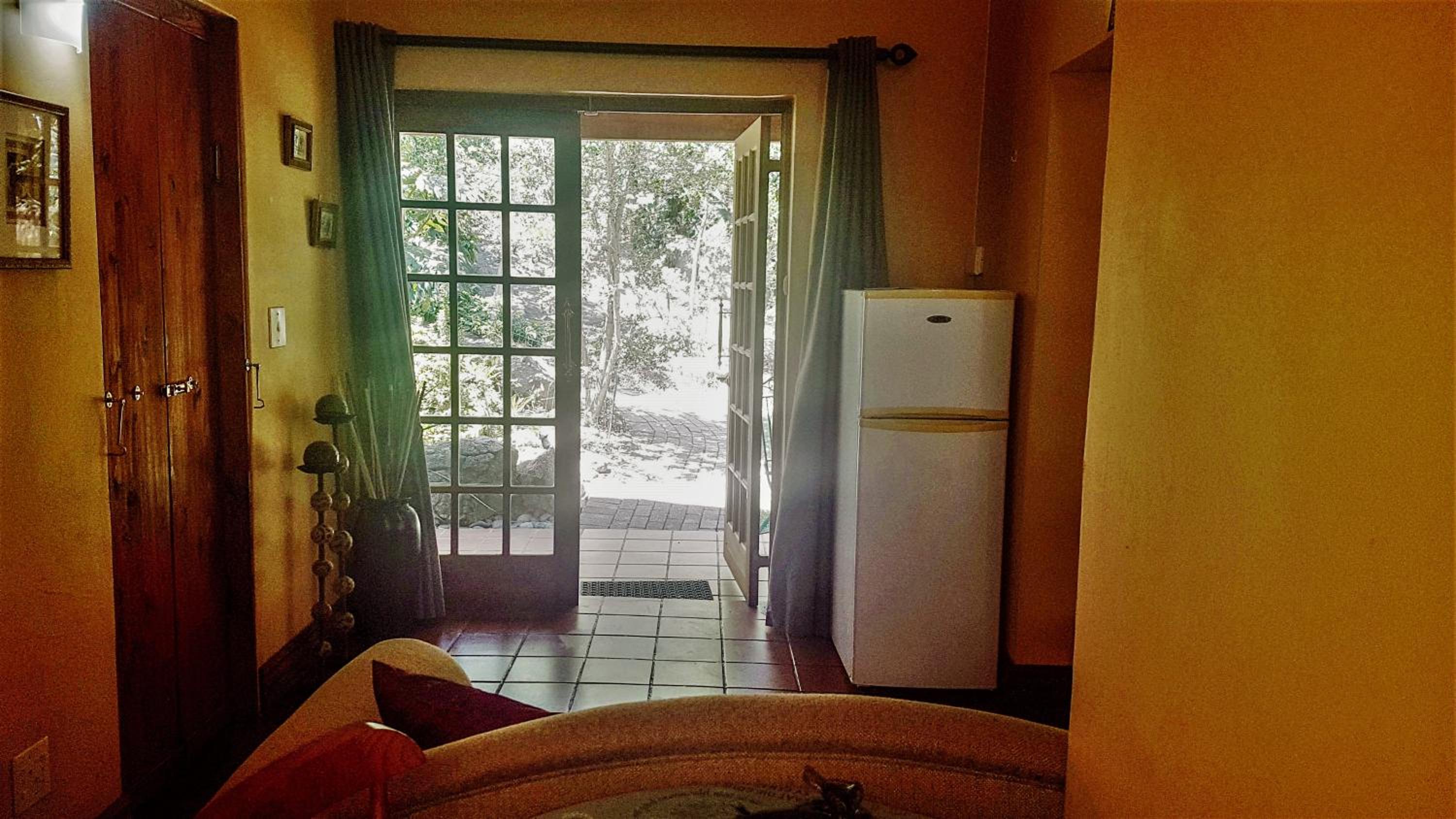 One-Bedroom Apartment - Photo 14