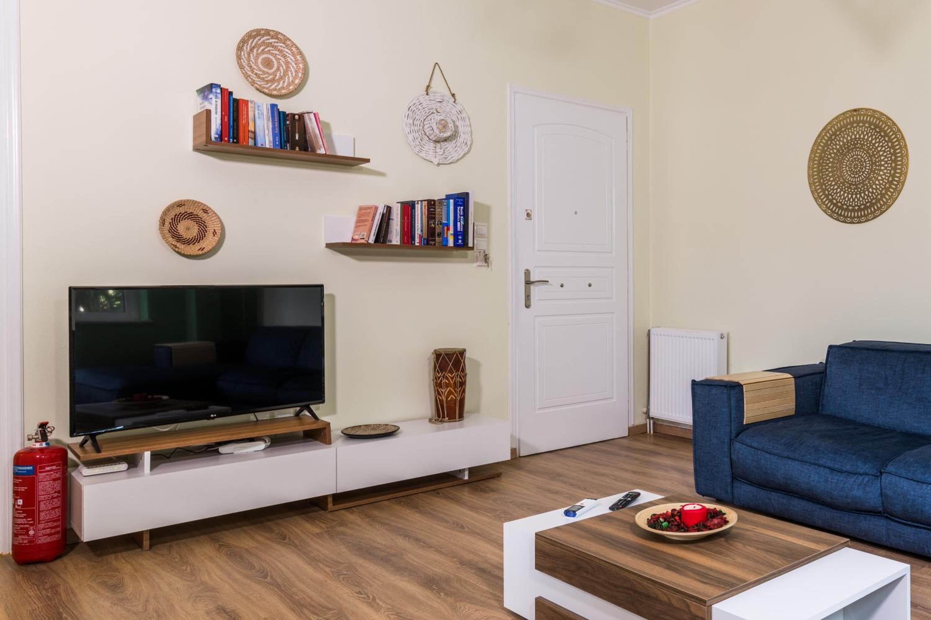 Two-Bedroom Apartment - Photo 8