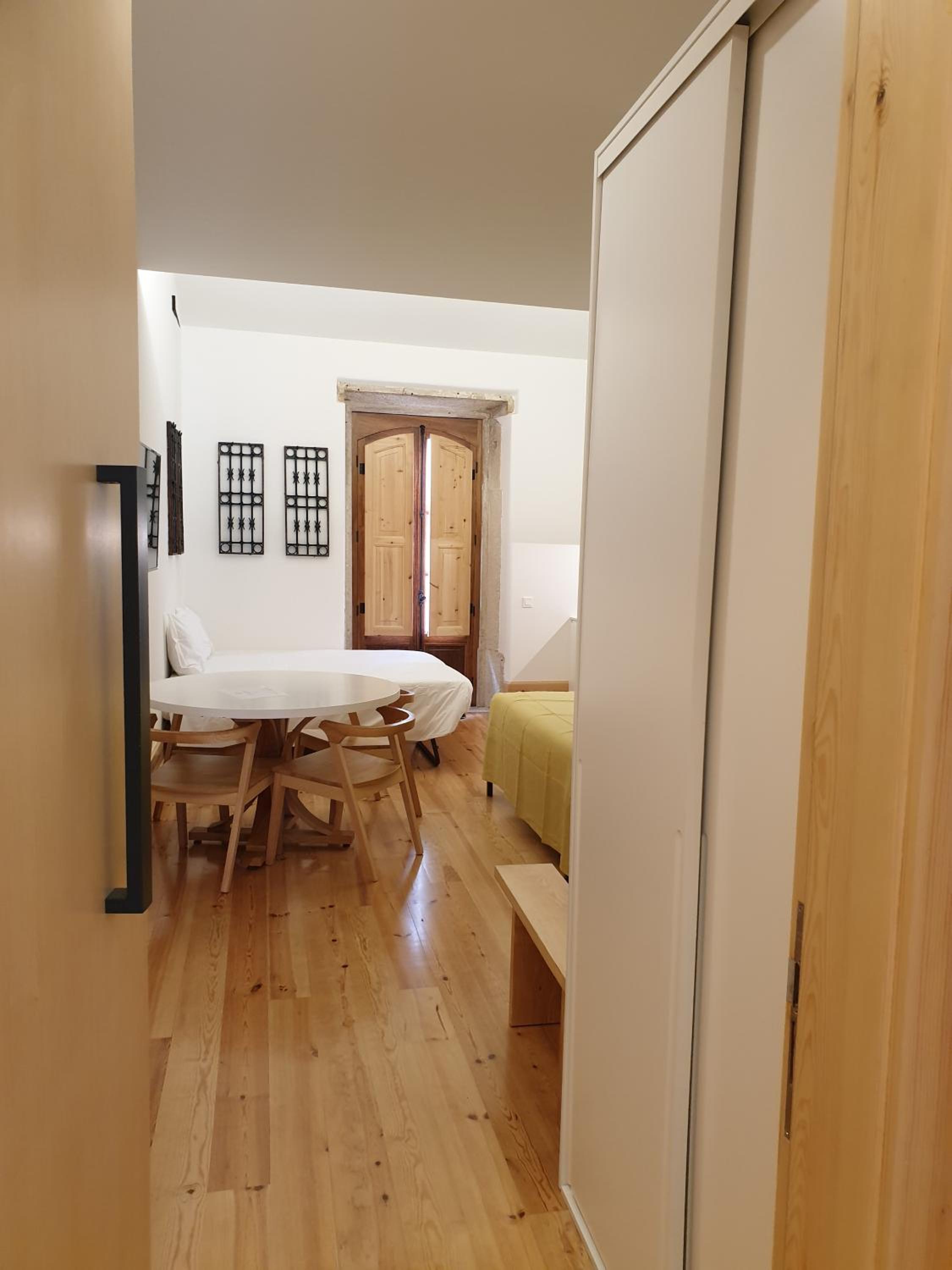 Family Room with Balcony photo 1