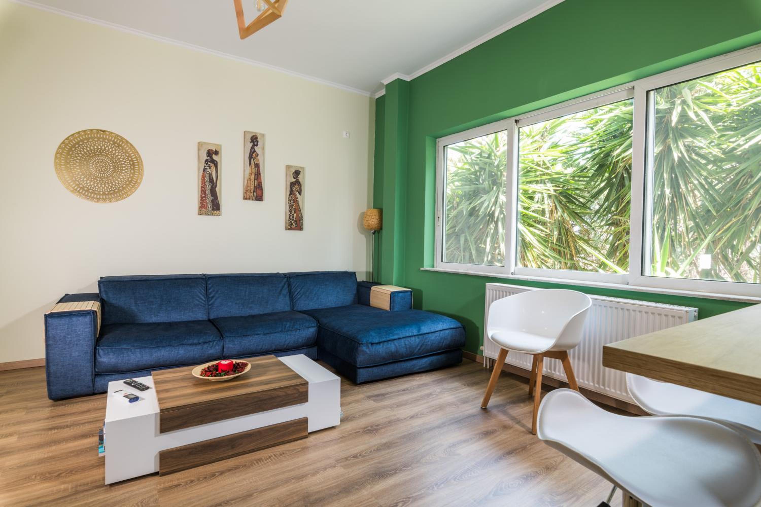 Two-Bedroom Apartment - Photo 9