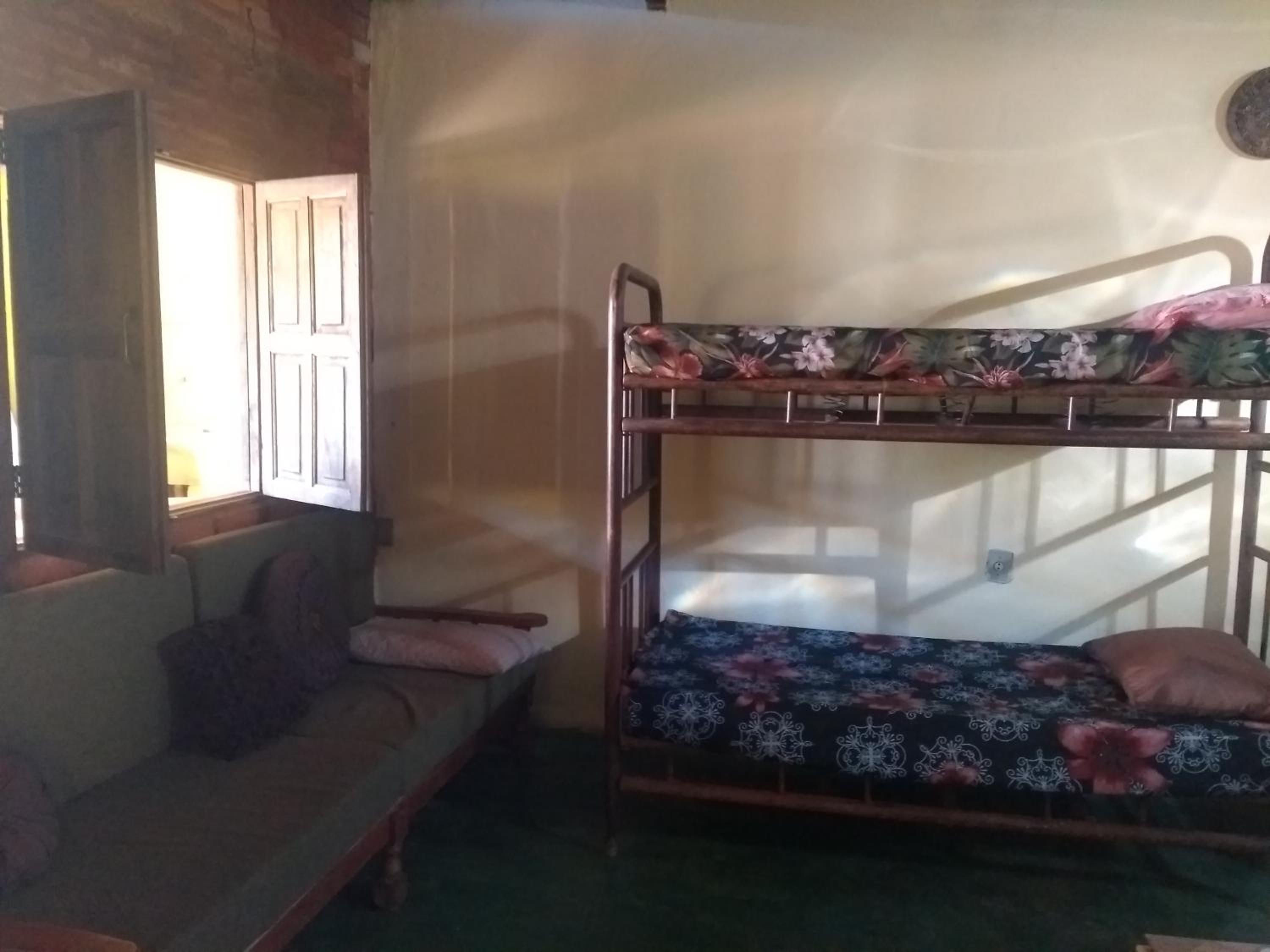 One-Bedroom House photo 1