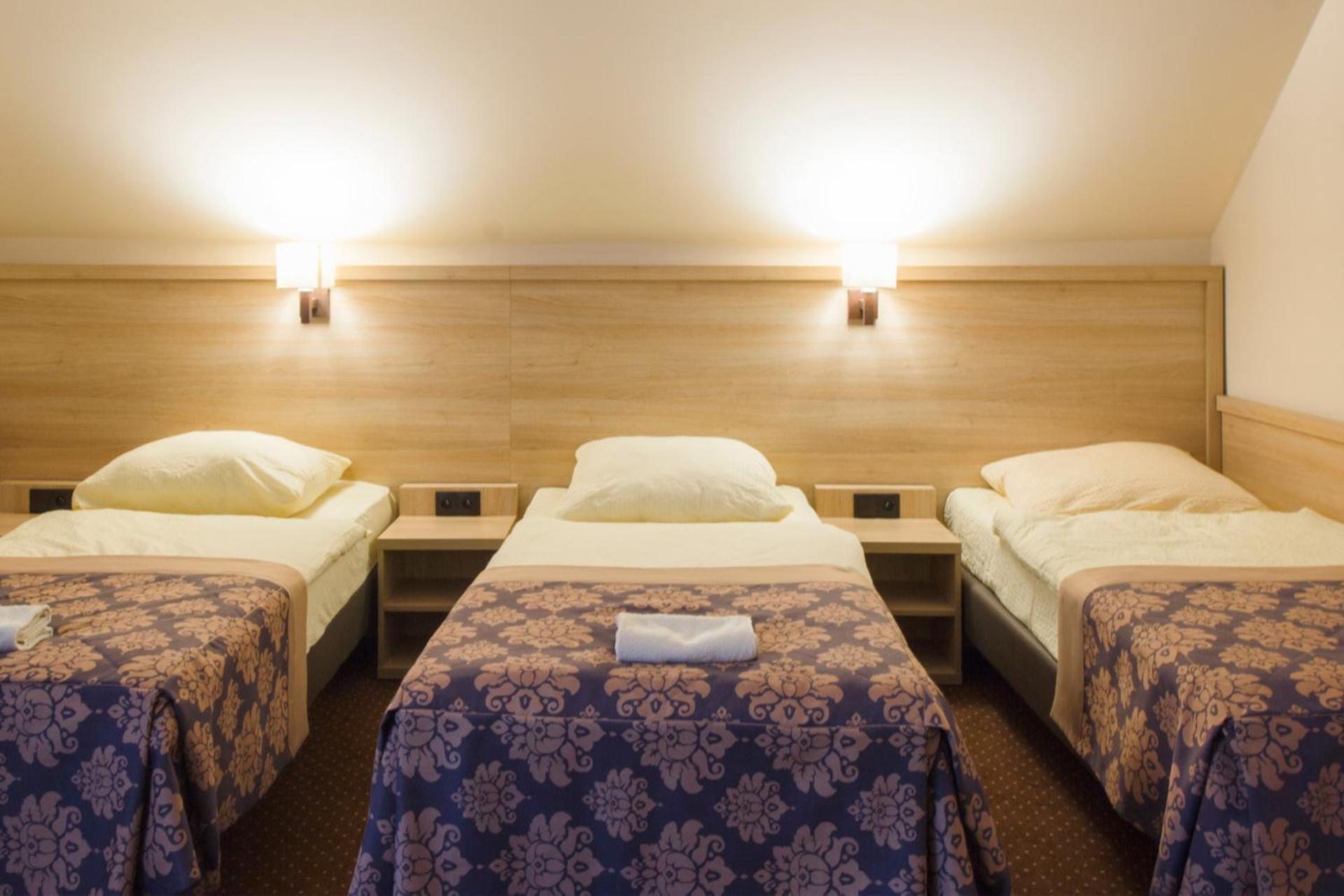 Triple Room - Photo 1
