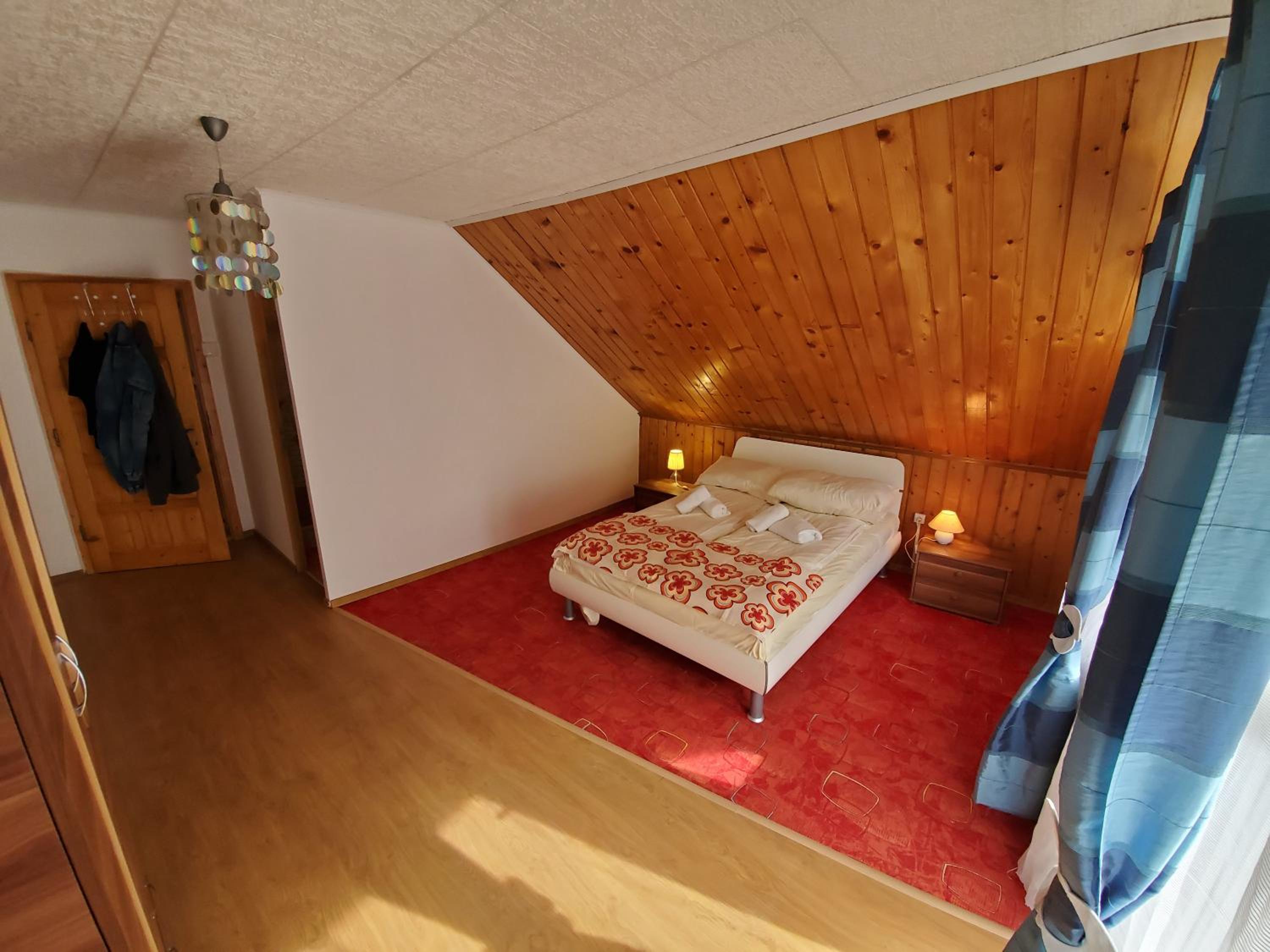 Double Room with Balcony - Photo 3