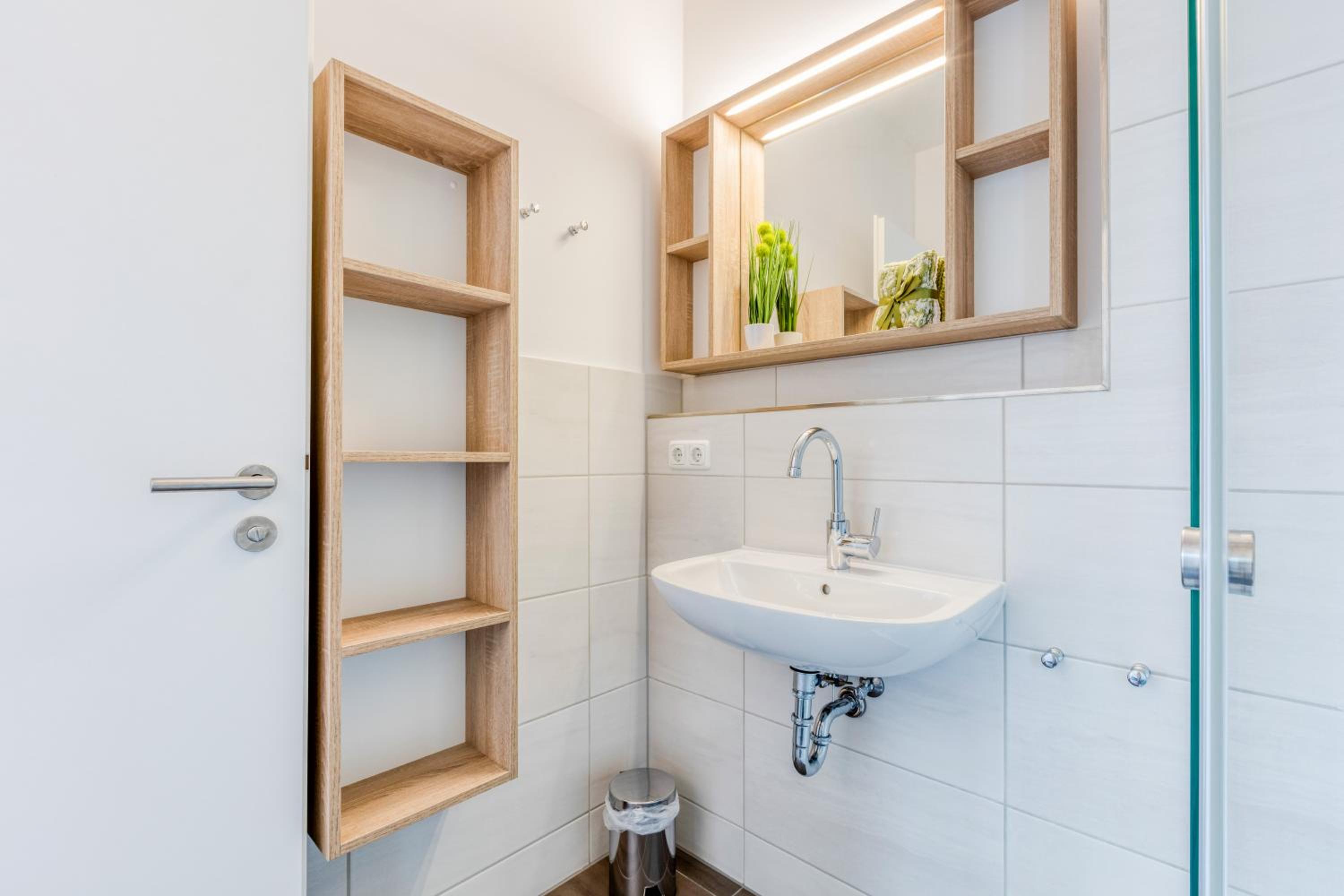 Studio Apartment L with Kitchen - Photo 4