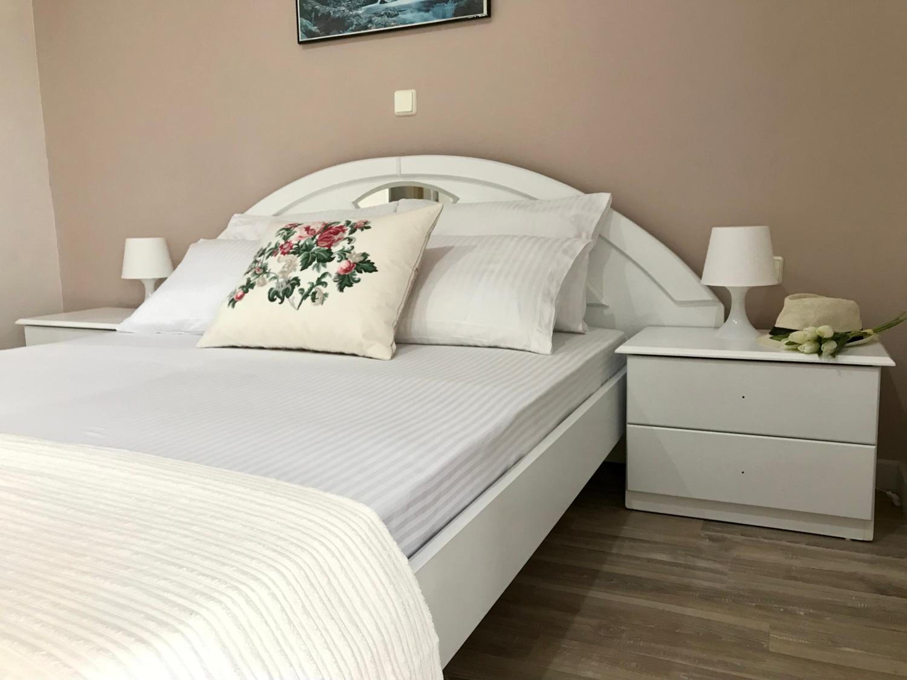 Double Room with Balcony (2 Adults + 1 Child)