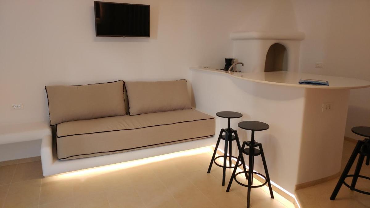 Deluxe Studio (5 Adults) photo 3