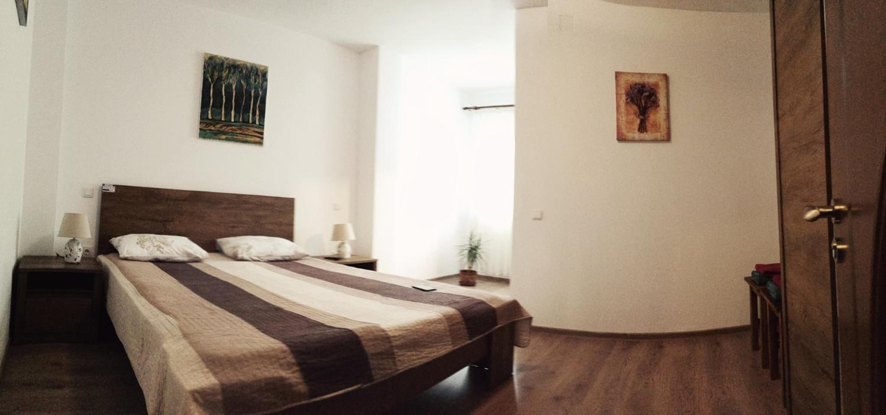 Double Room with Private Bathroom - Photo 1