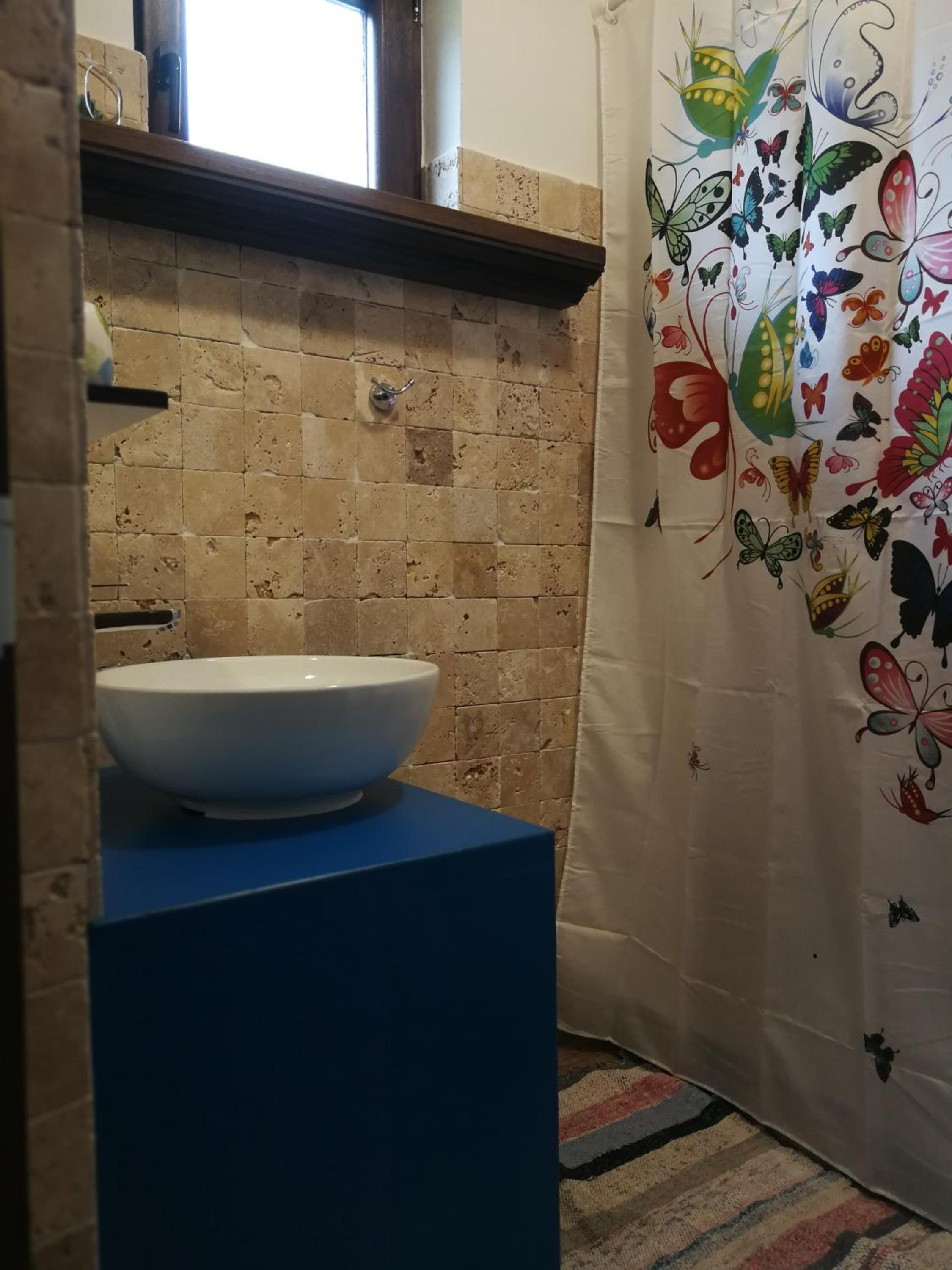 Double Room with Private Bathroom - Photo 15