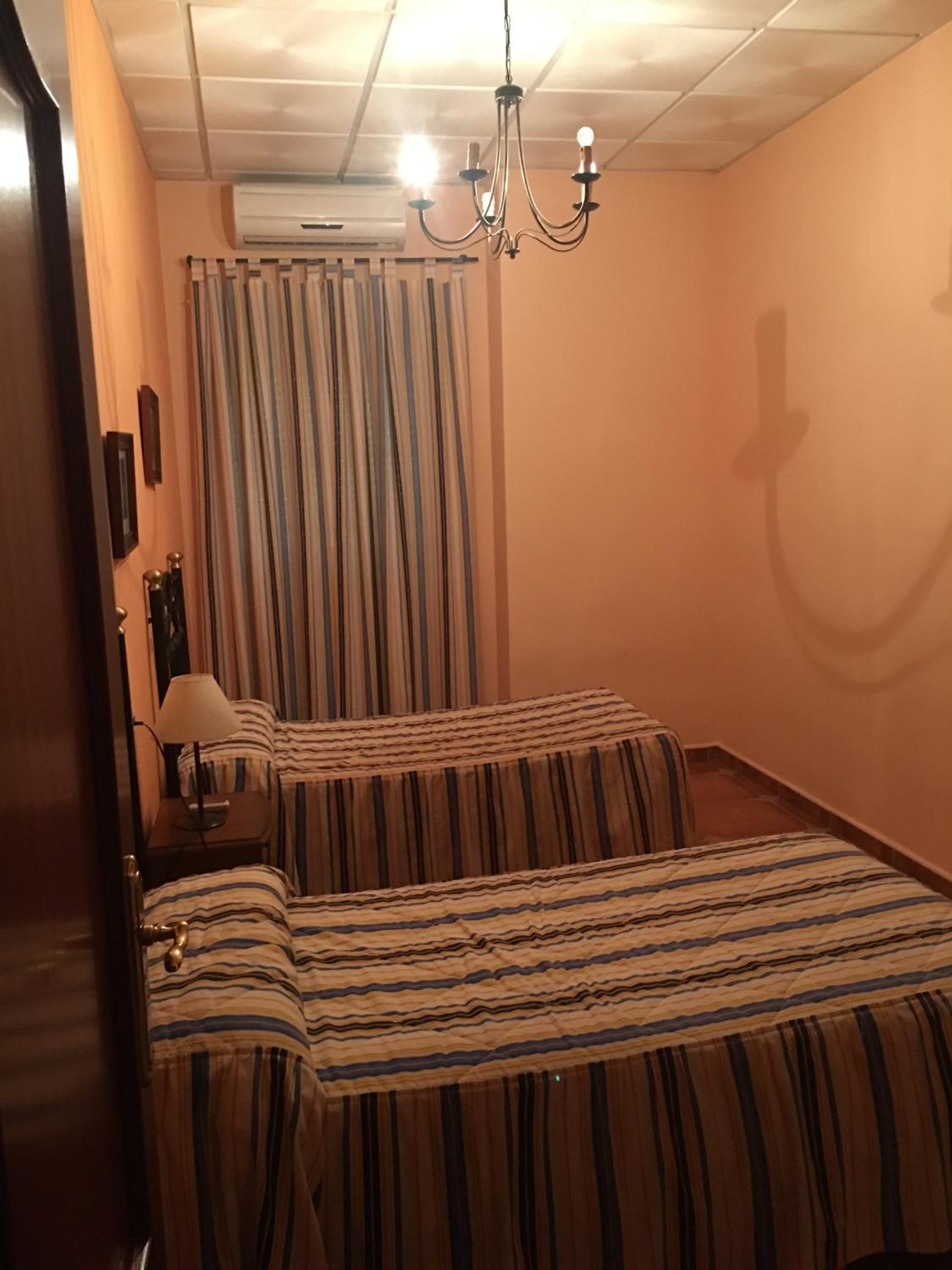 Casa adosada de tres habitaciones
