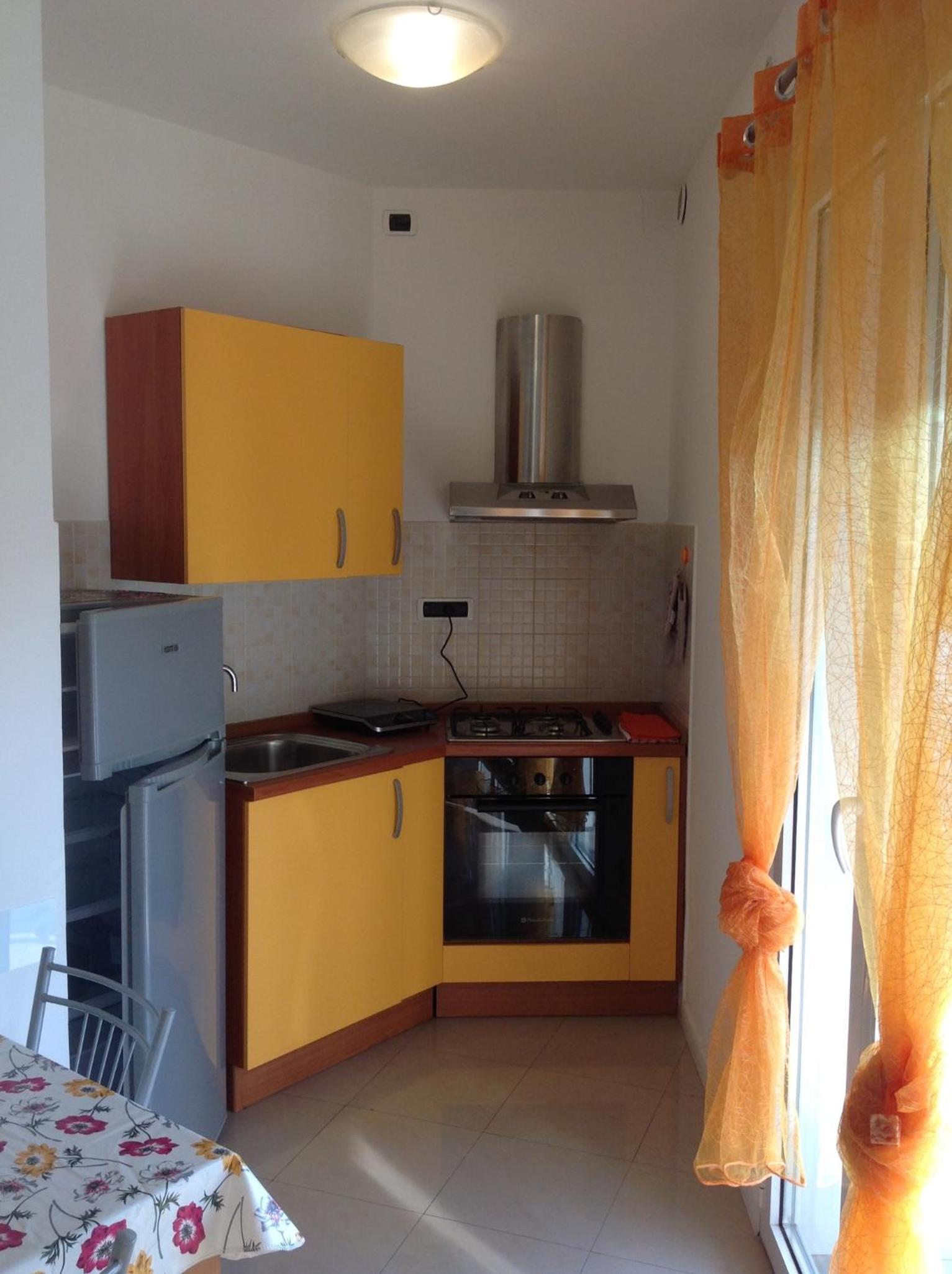 One-Bedroom Apartment - Photo 8