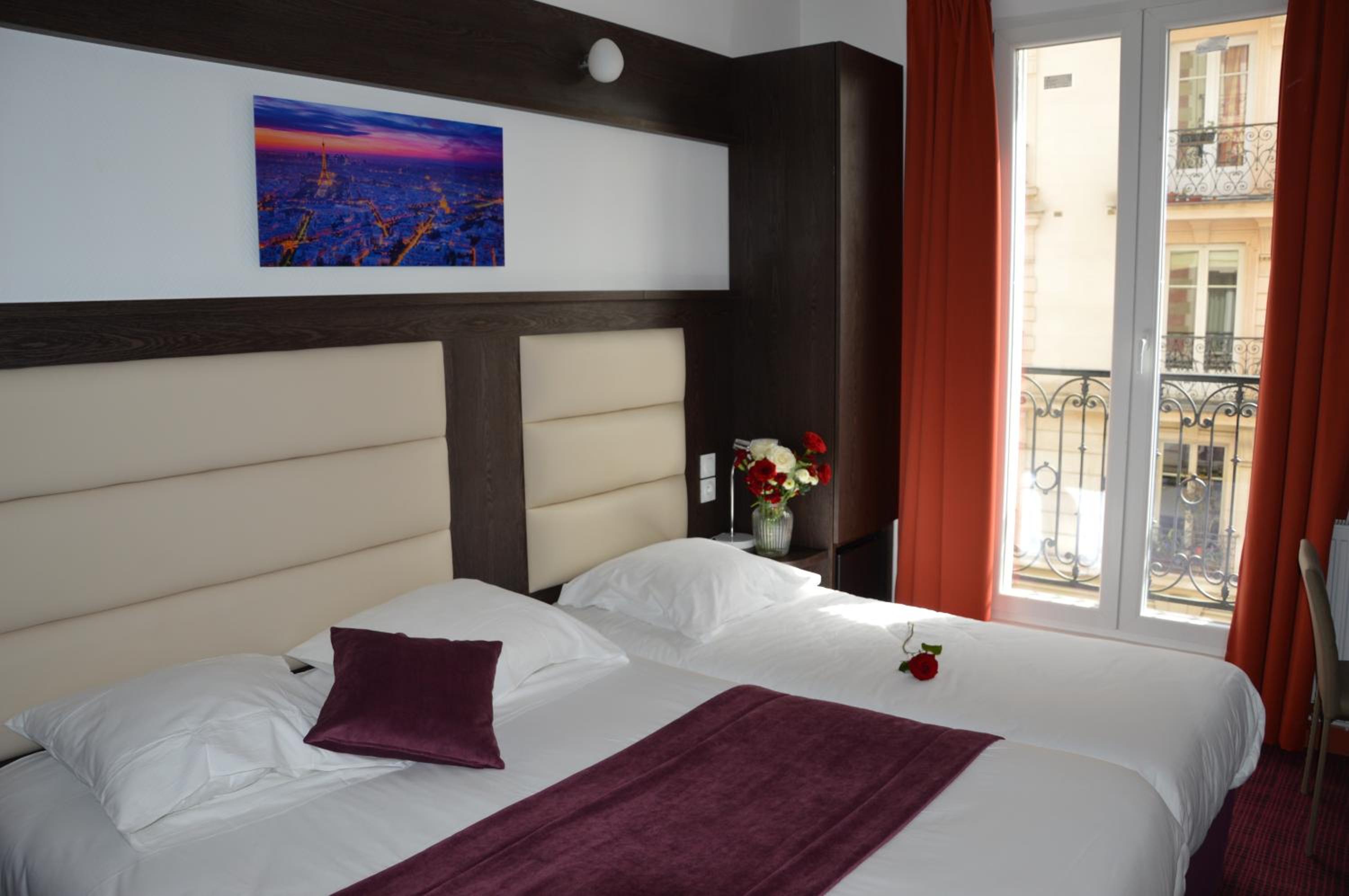 Superior Double or Twin Room photo 3