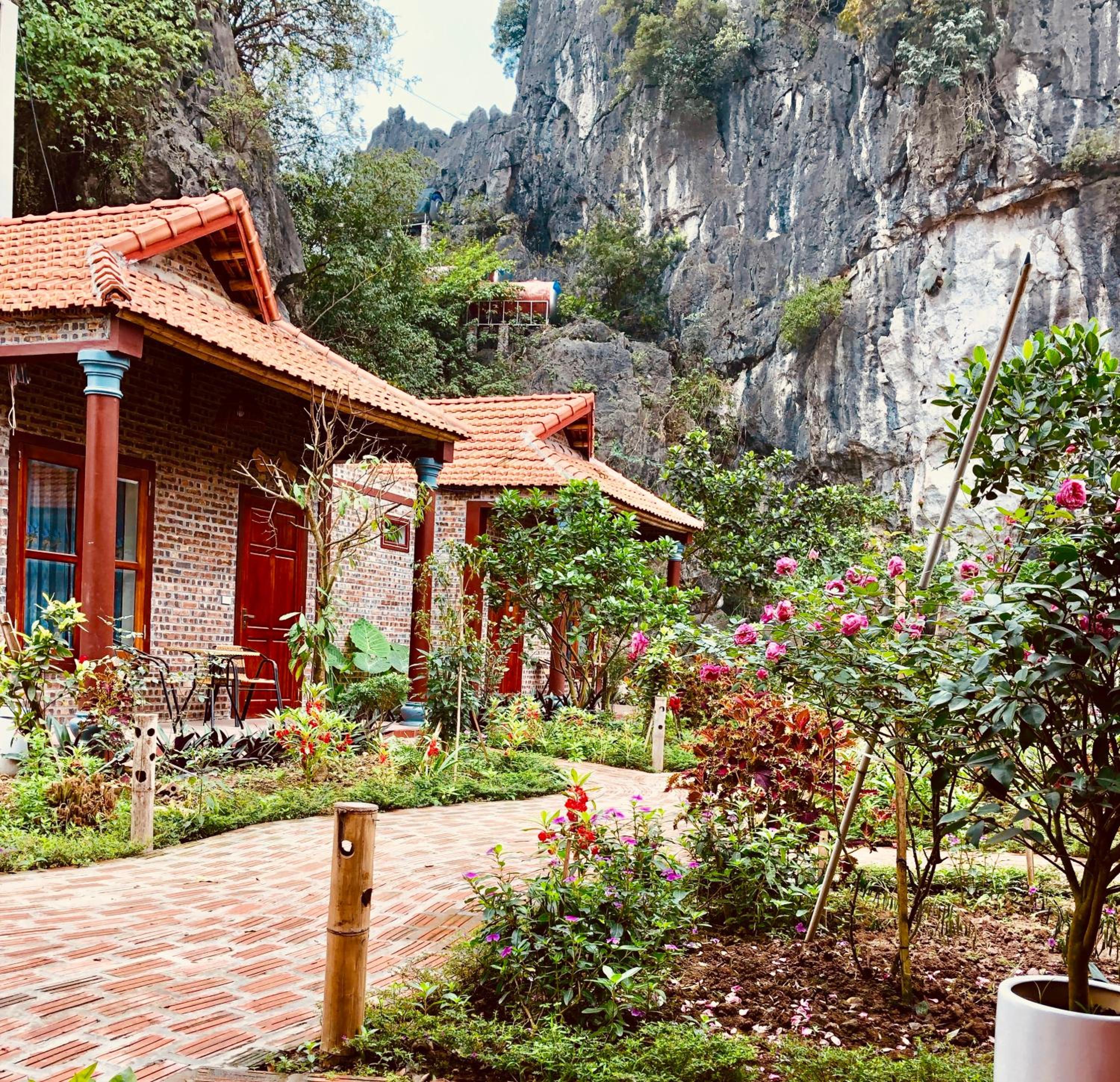Double Room with Mountain View - Photo 17
