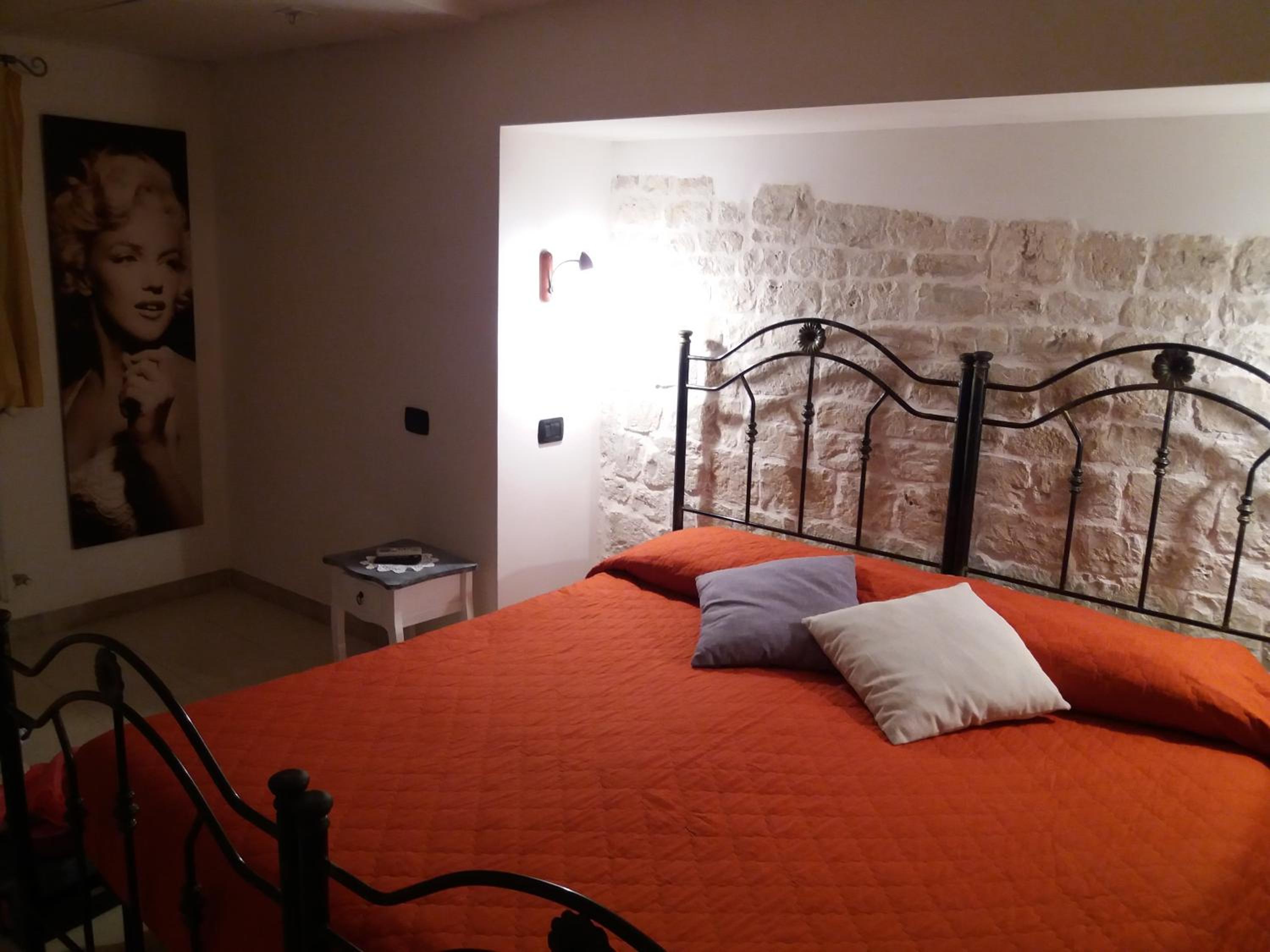 Double or Twin Room with Bathroom photo 1