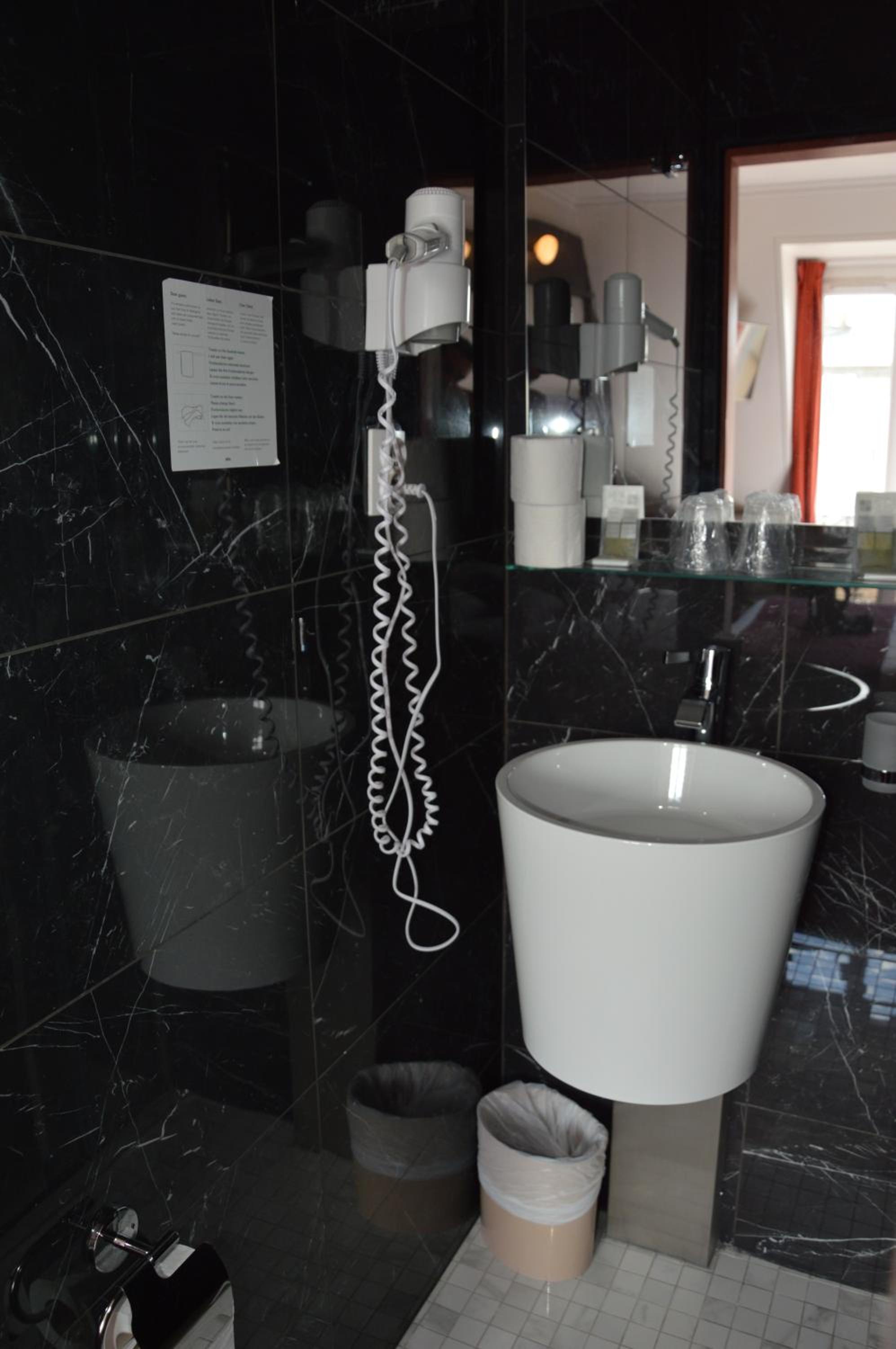 Triple Room with Shower photo 2