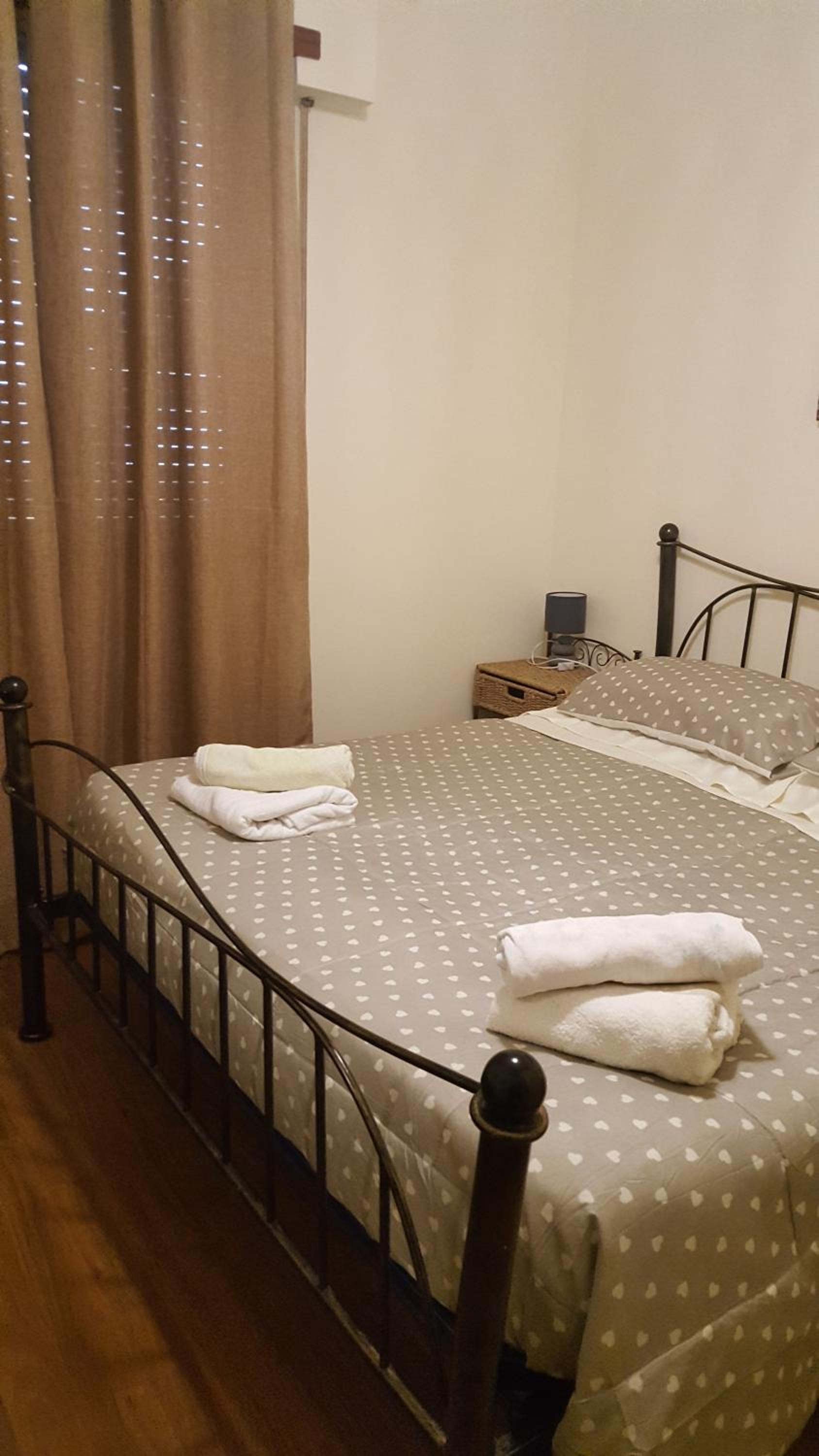 Double Room with Private Bathroom - Photo 15