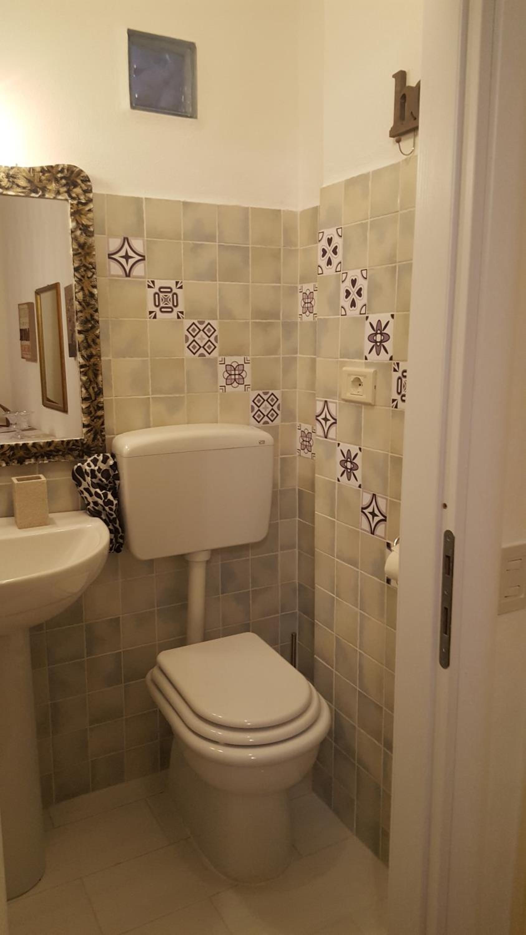 Double Room with Private Bathroom - Photo 13