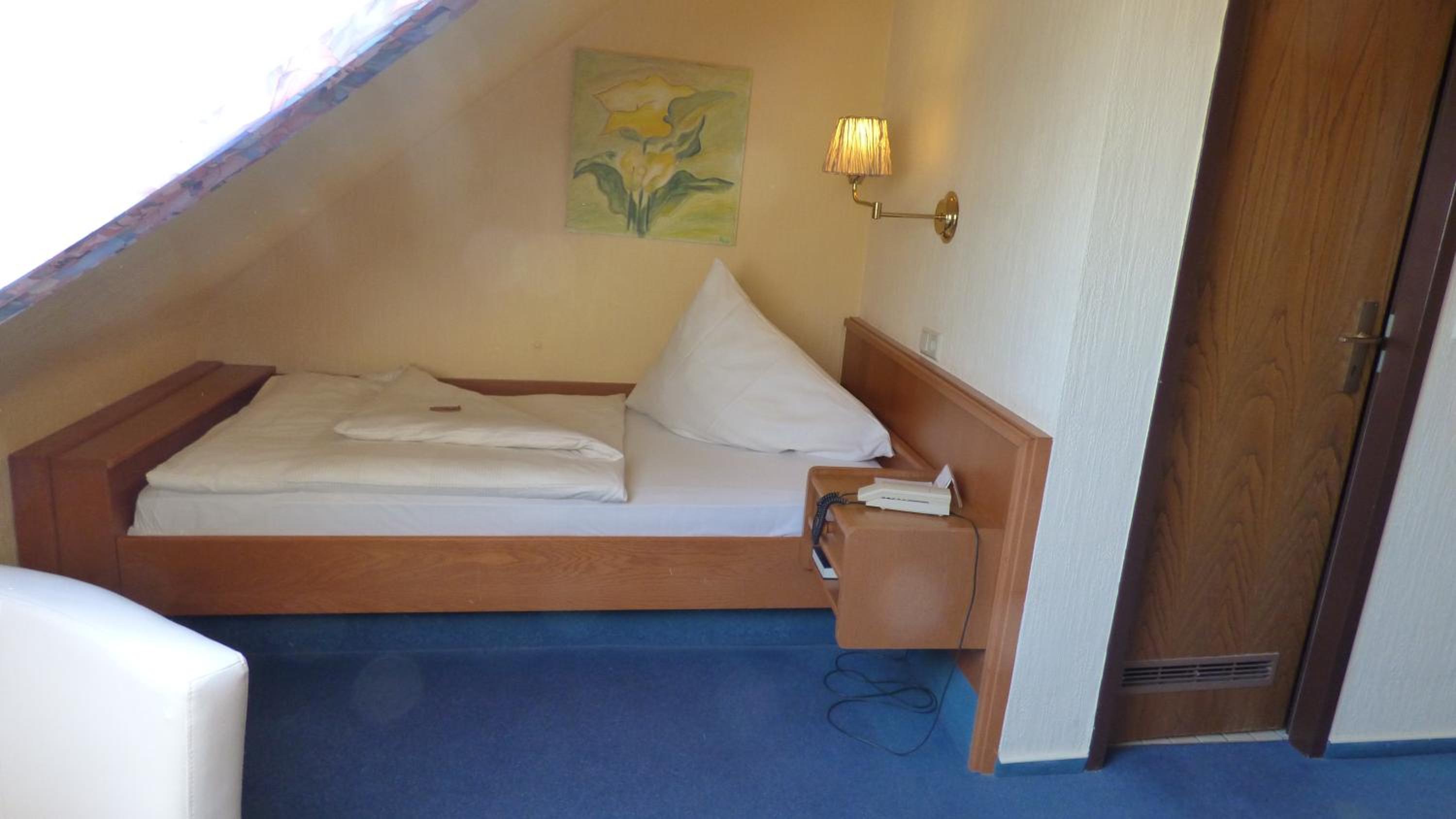 Single Room photo 1