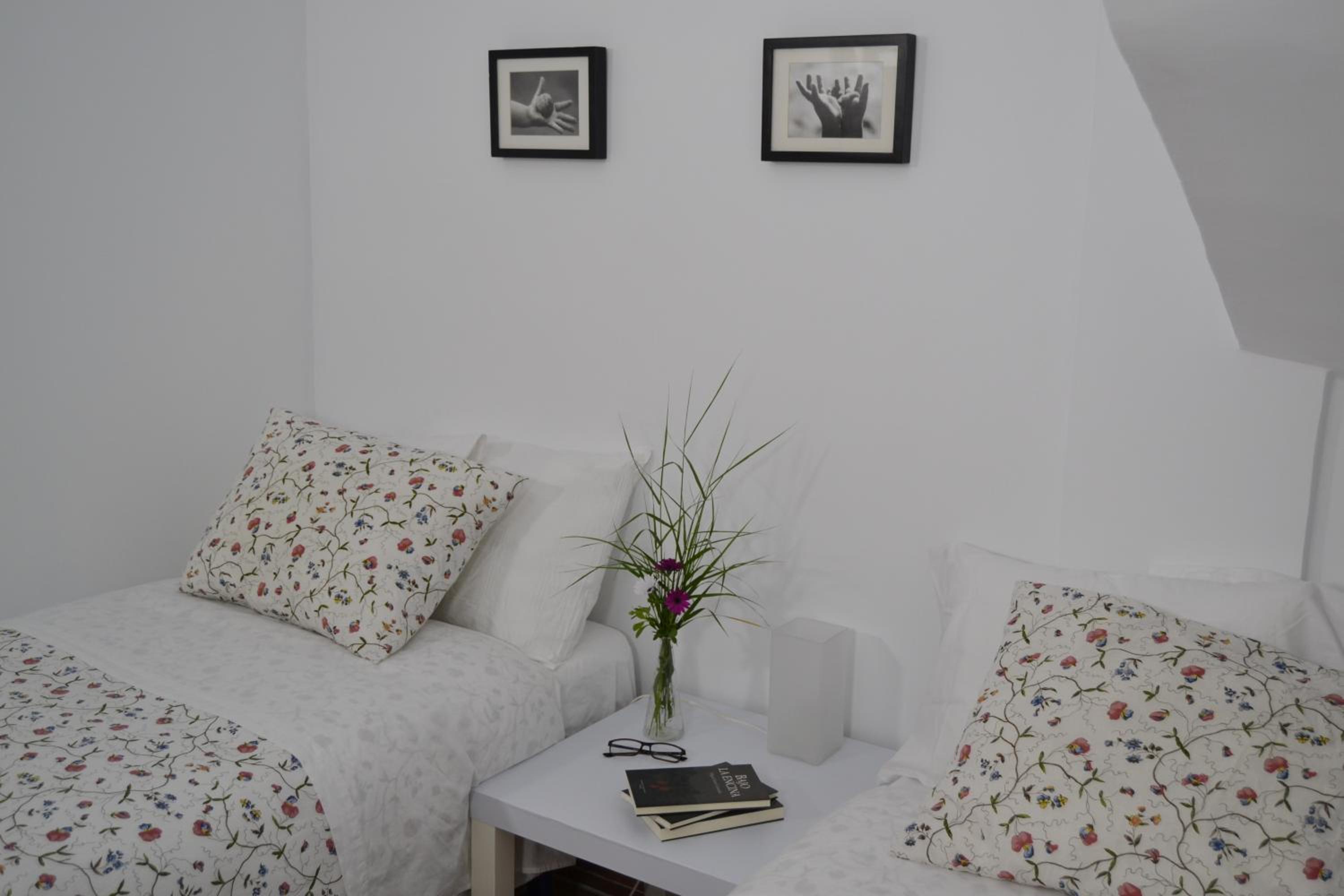 Two-Bedroom Apartment - Photo 14