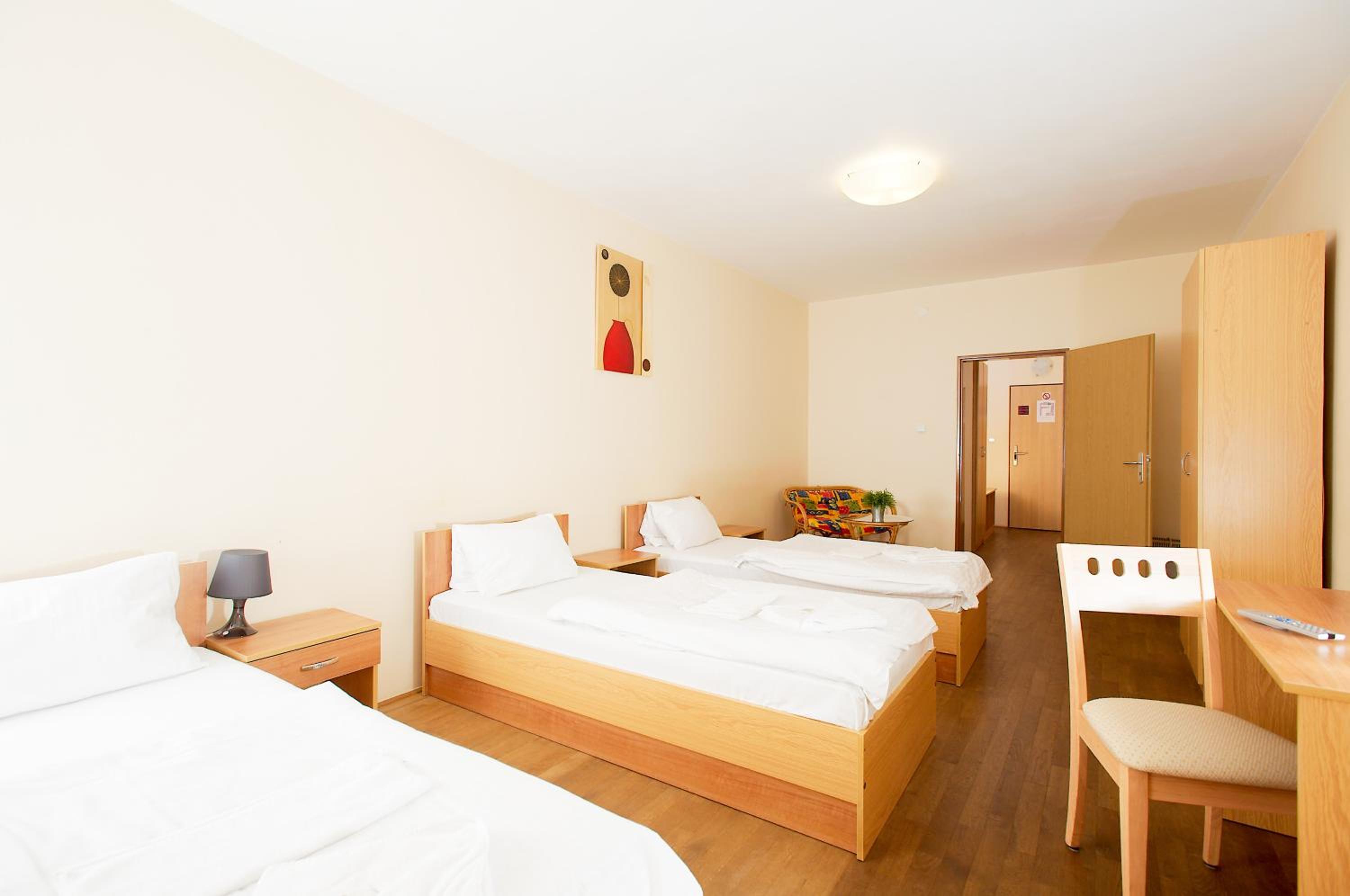 Economy Triple Room with Shared Bathroom
