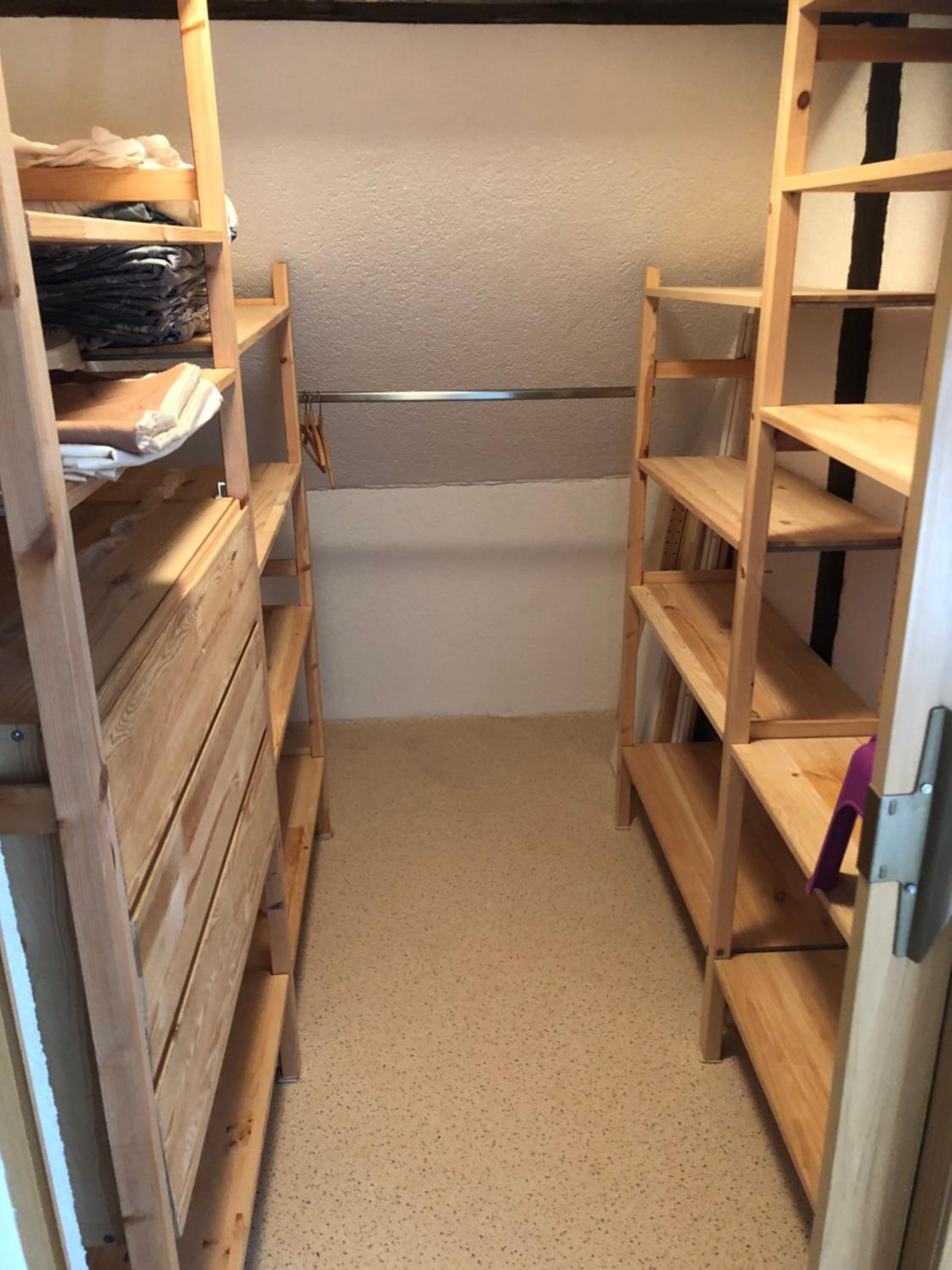 One-Bedroom Apartment - Photo 7