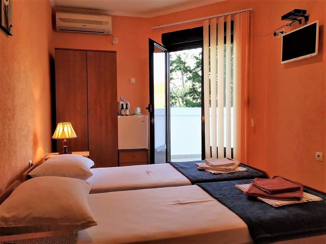 Twin Room with Terrace photo 1