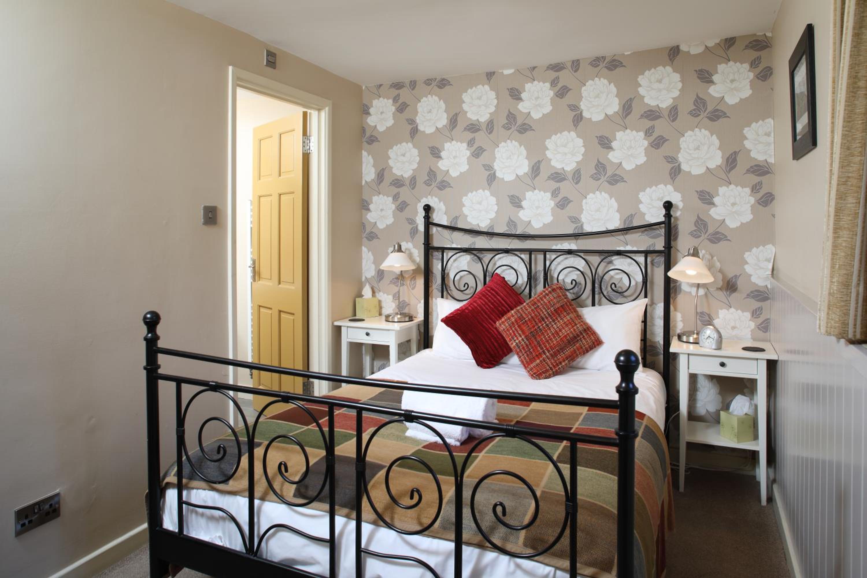 Small Double Room photo 1