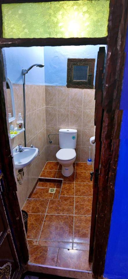 Triple Room with Private Bathroom photo 3