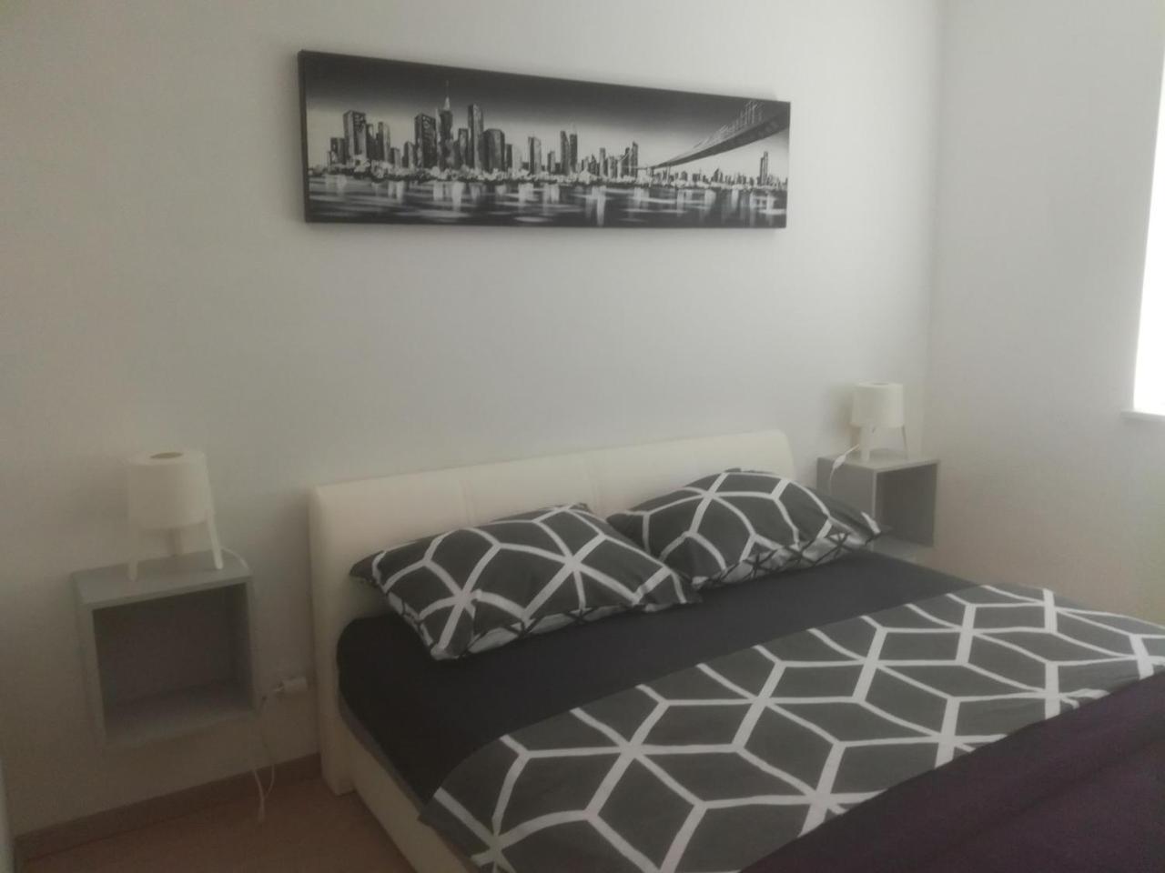 Double Room with Private Bathroom - Photo 1