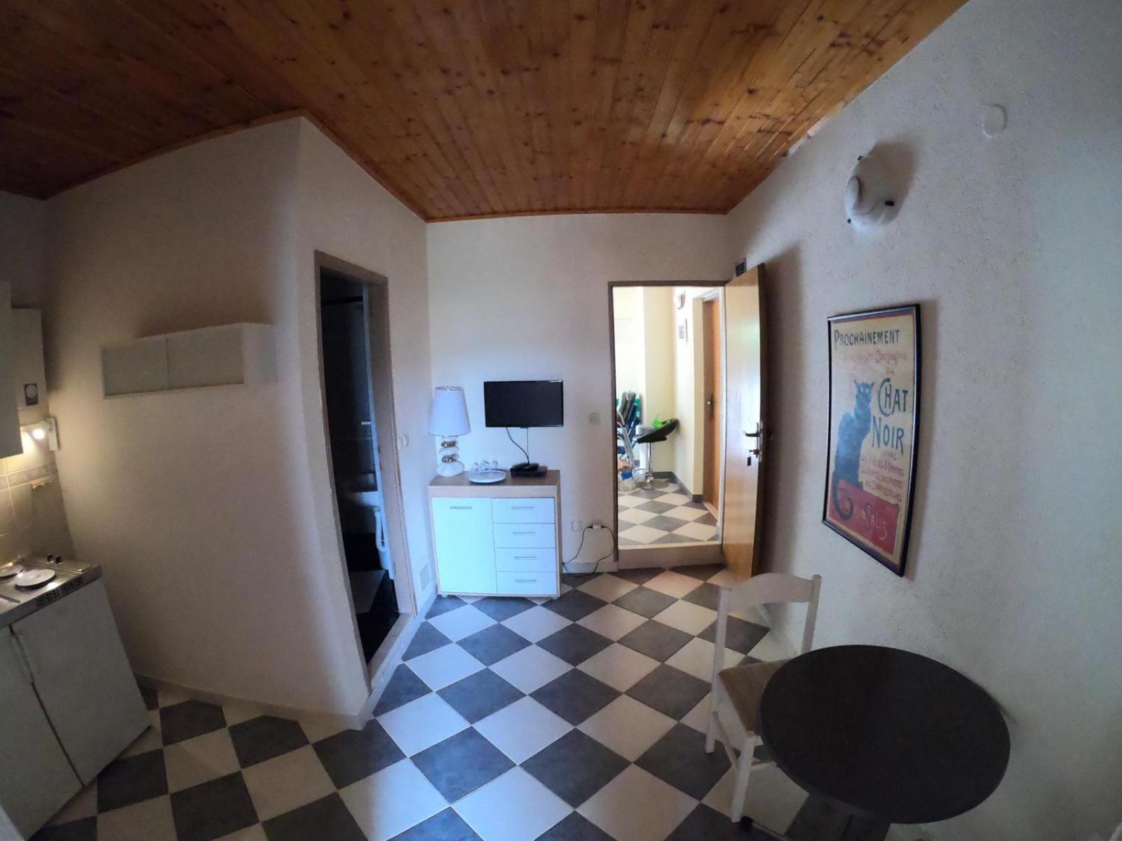 Apartment with Sea View photo 1